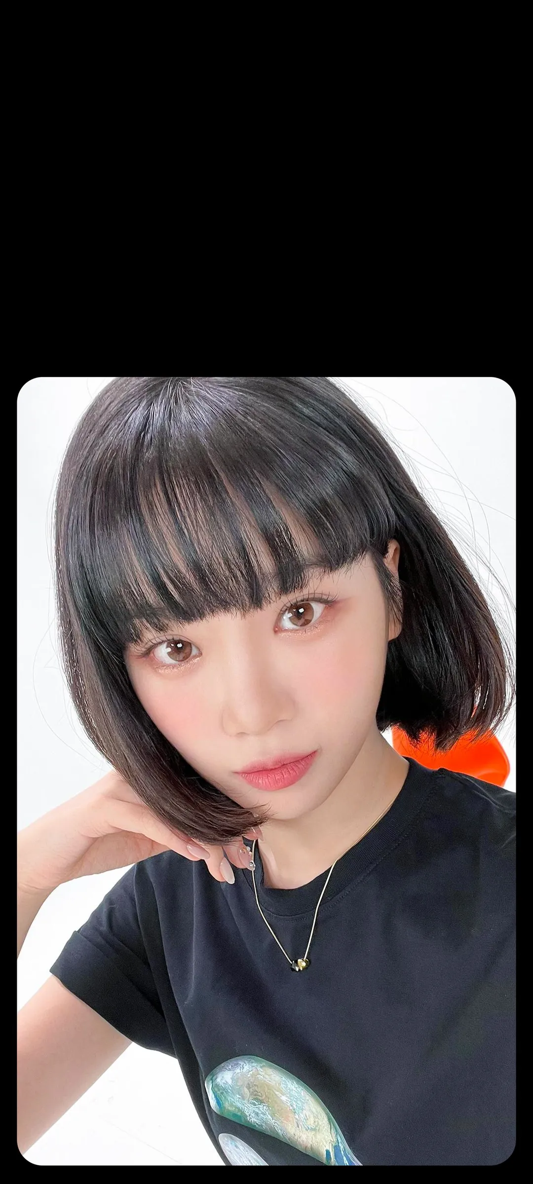 Kim Chae-won lock screen phone wallpaper 4K HD download — IZ*ONE, LE SSERAFIM