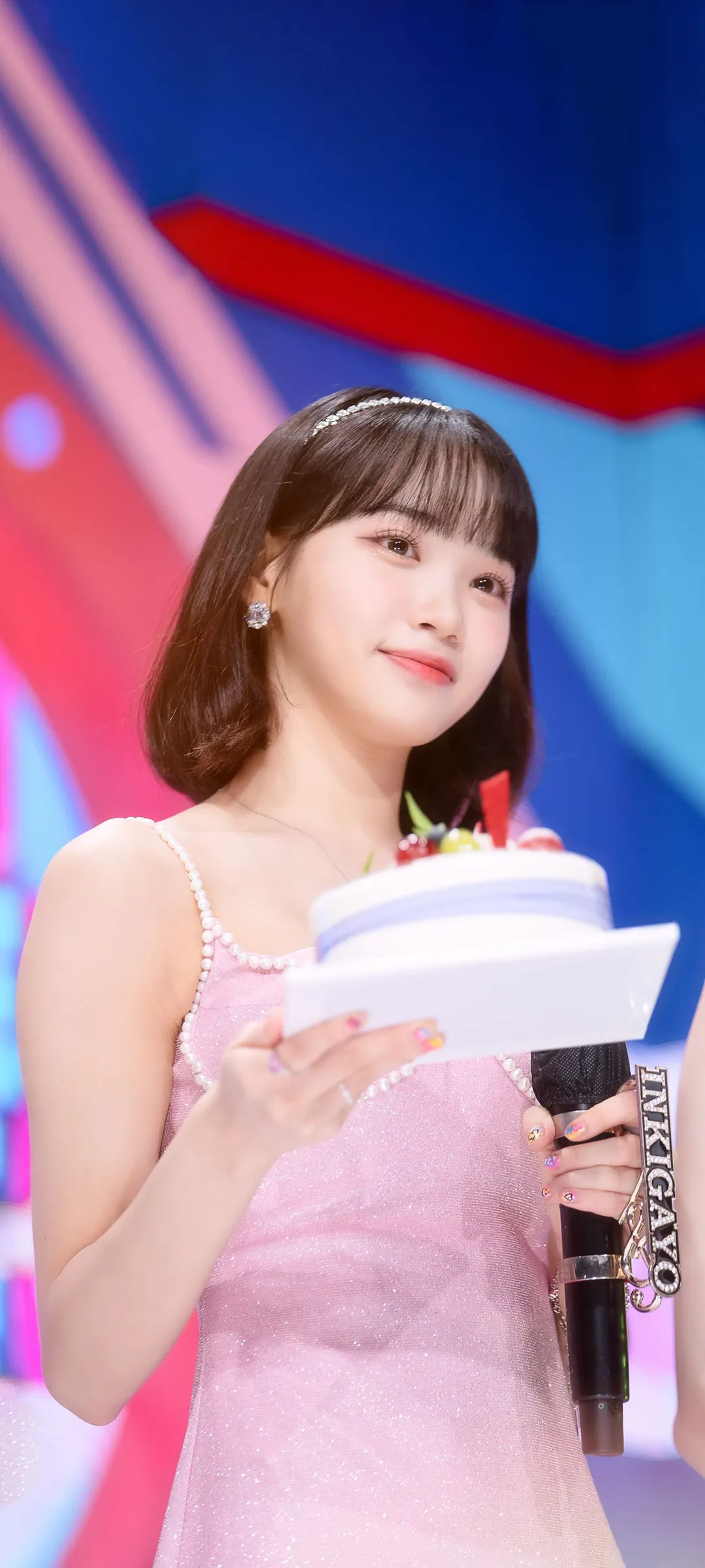 Wallpaper layar kunci hp Kim Chae-won 4K HD download — IZ*ONE, LE SSERAFIM