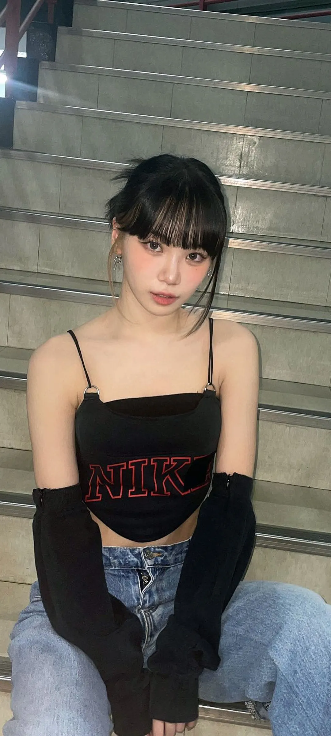 Wallpaper layar kunci hp Kim Chae-won 4K HD download — IZ*ONE, LE SSERAFIM