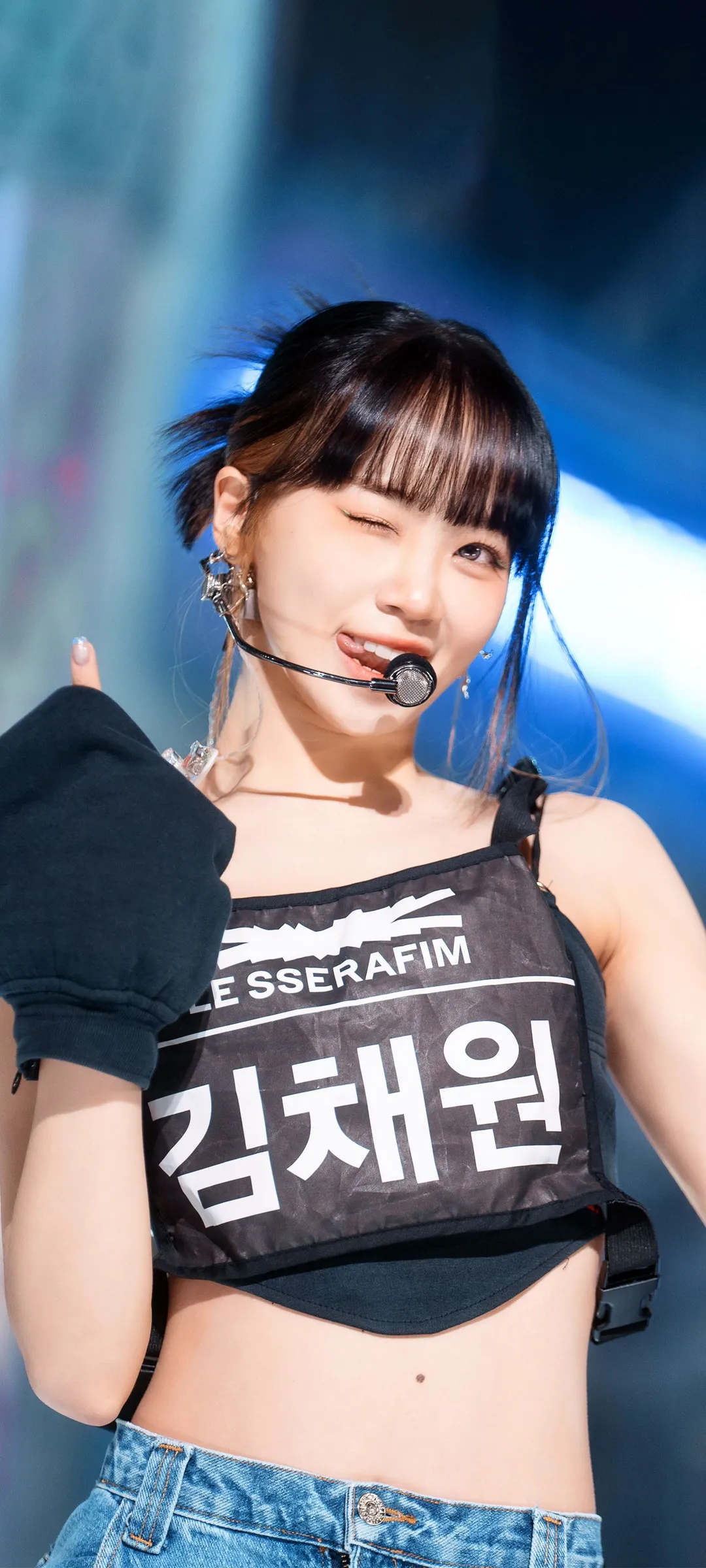 Kim Chae-won lock screen phone wallpaper 4K HD download — IZ*ONE, LE SSERAFIM