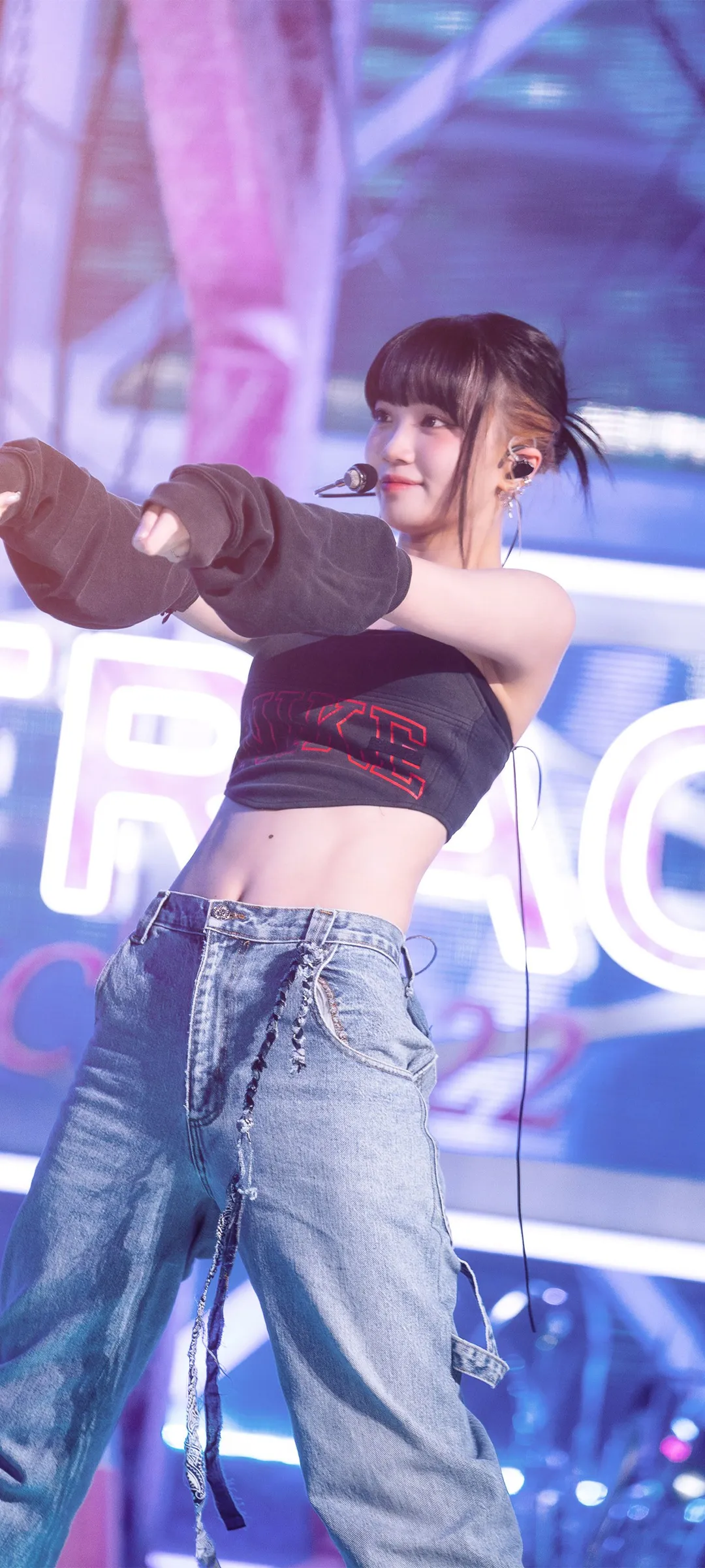 Wallpaper layar kunci hp Kim Chae-won 4K HD download — IZ*ONE, LE SSERAFIM