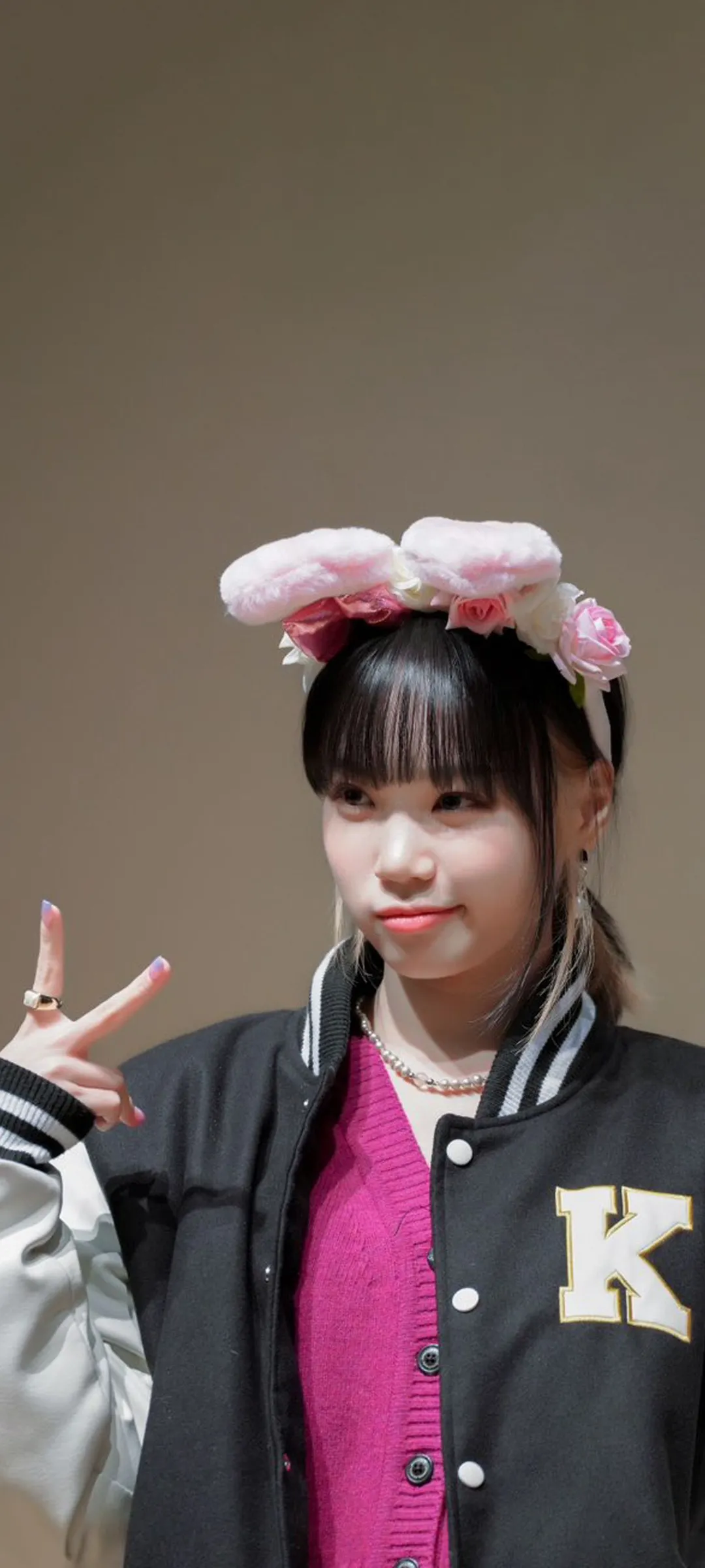 Wallpaper layar kunci hp Kim Chae-won 4K HD download — IZ*ONE, LE SSERAFIM