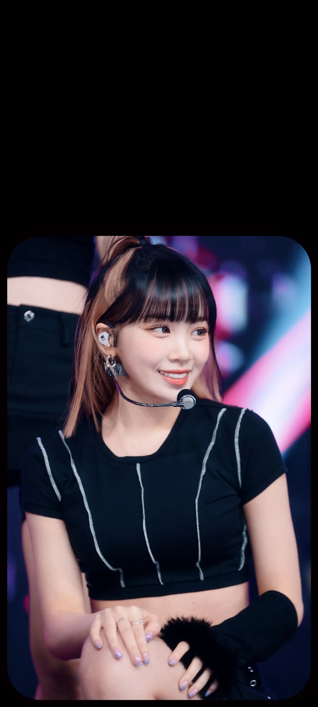 Kim Chae-won lock screen phone wallpaper 4K HD download — IZ*ONE, LE SSERAFIM