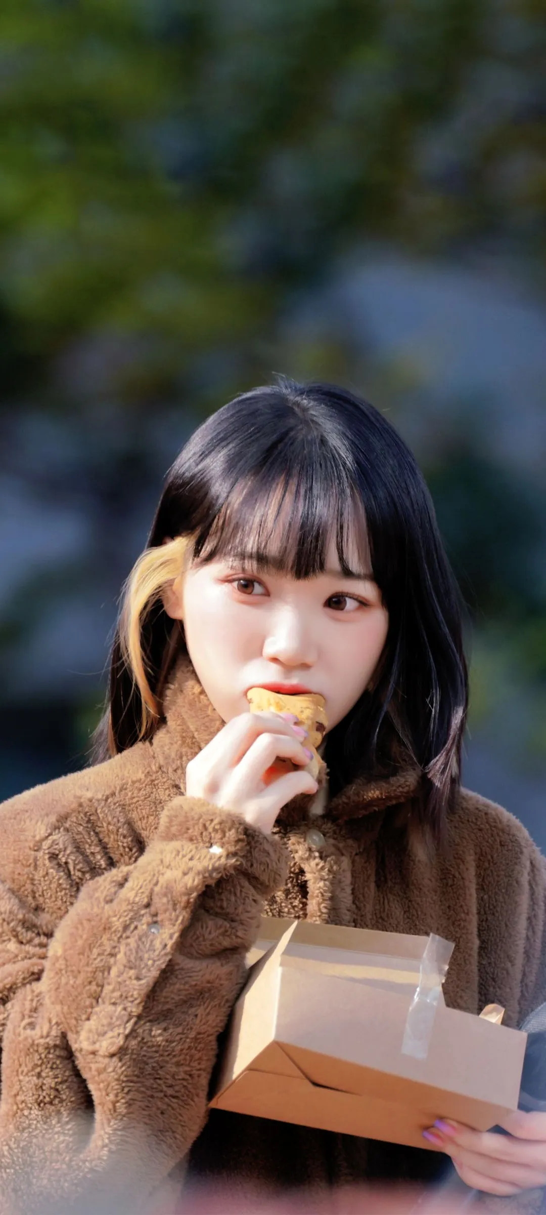 김채원 잠금화면 폰 배경화면 4K HD 다운로드 — 아이즈원, 르세라핌