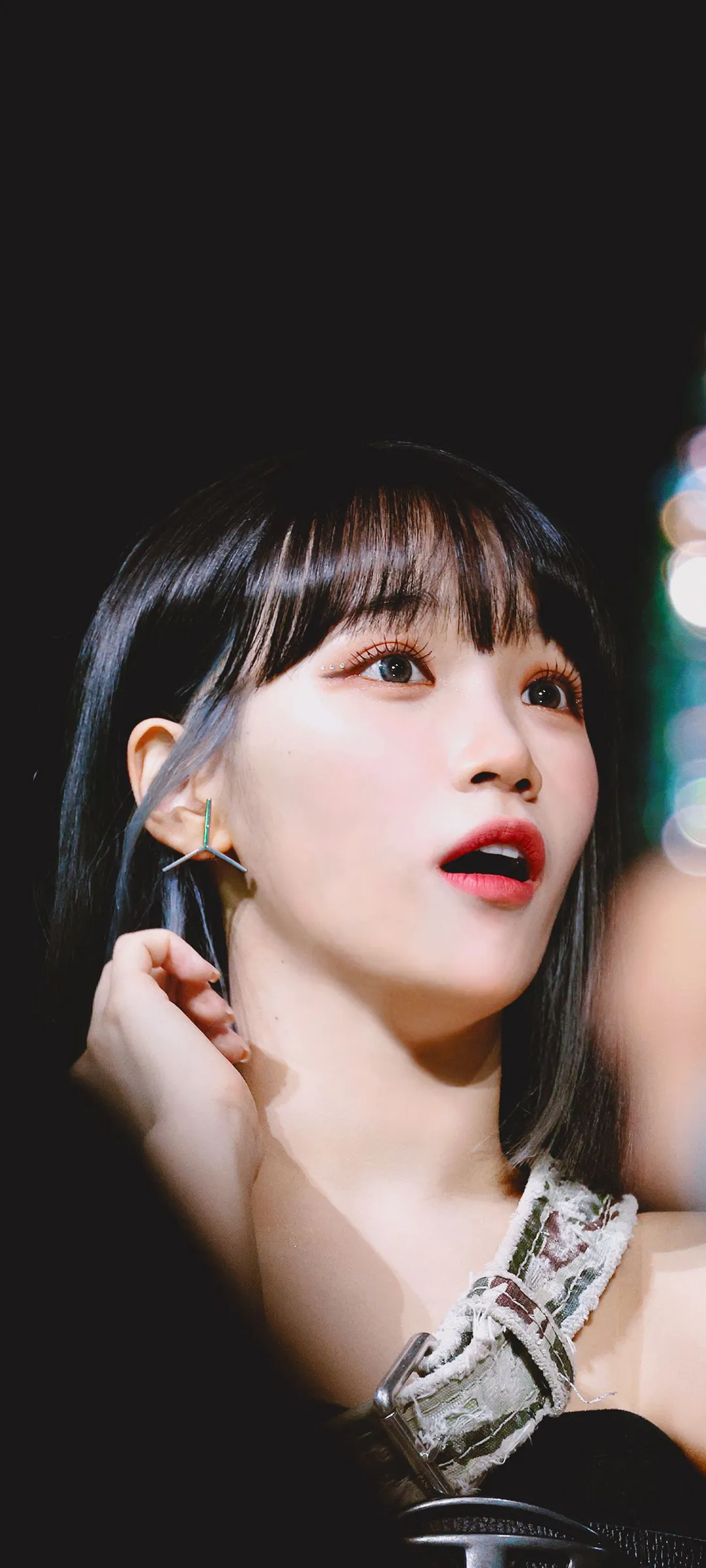 김채원 잠금화면 폰 배경화면 4K HD 다운로드 — 아이즈원, 르세라핌