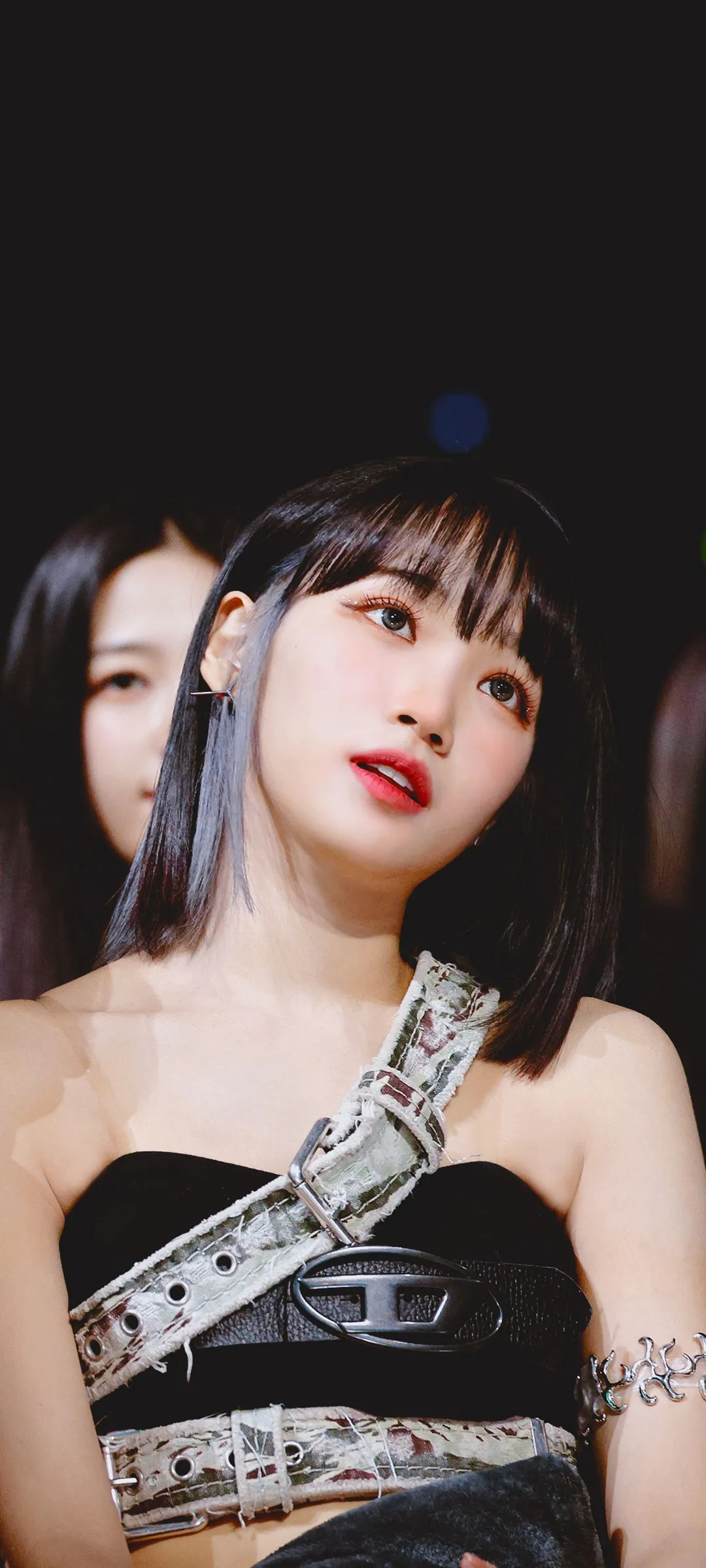 Wallpaper layar kunci hp Kim Chae-won 4K HD download — IZ*ONE, LE SSERAFIM