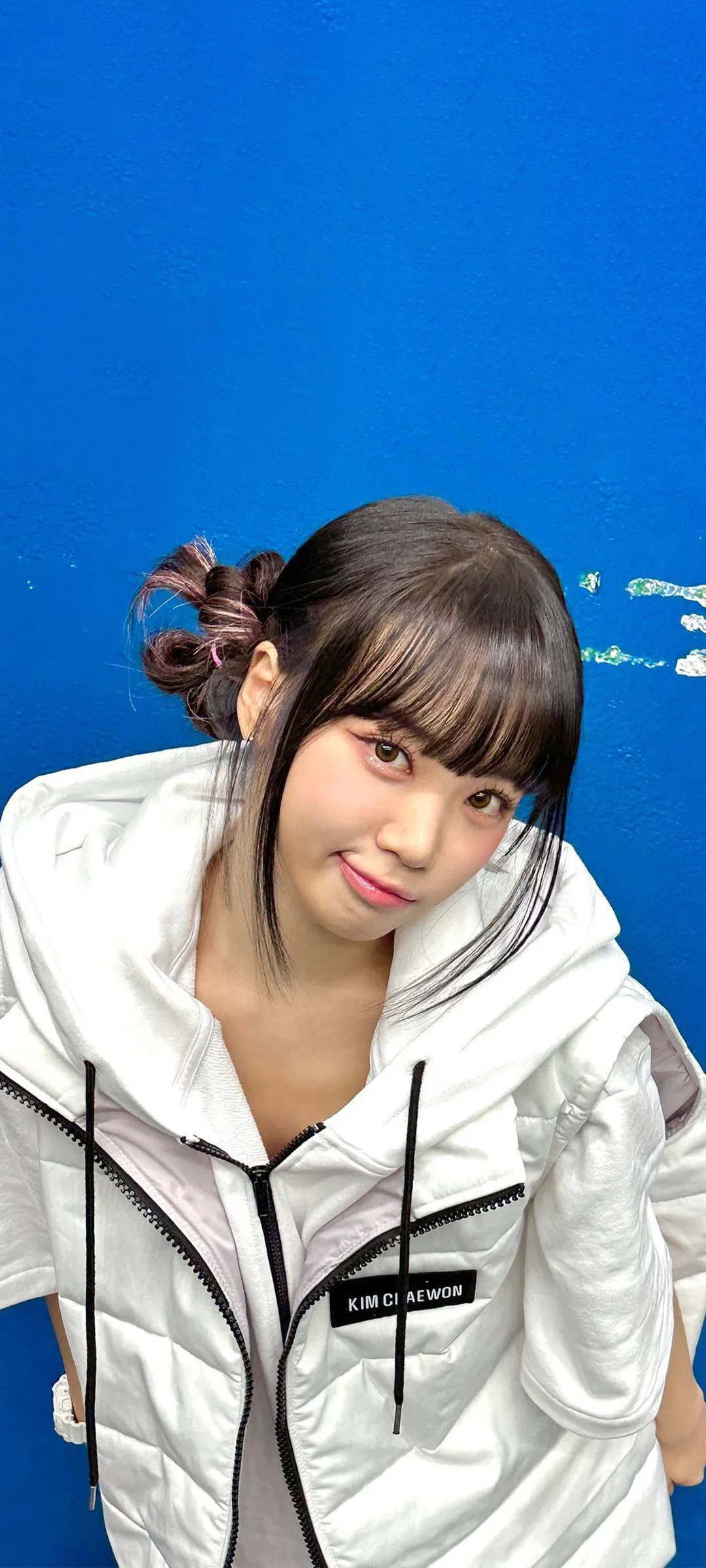 Wallpaper layar kunci hp Kim Chae-won 4K HD download — IZ*ONE, LE SSERAFIM