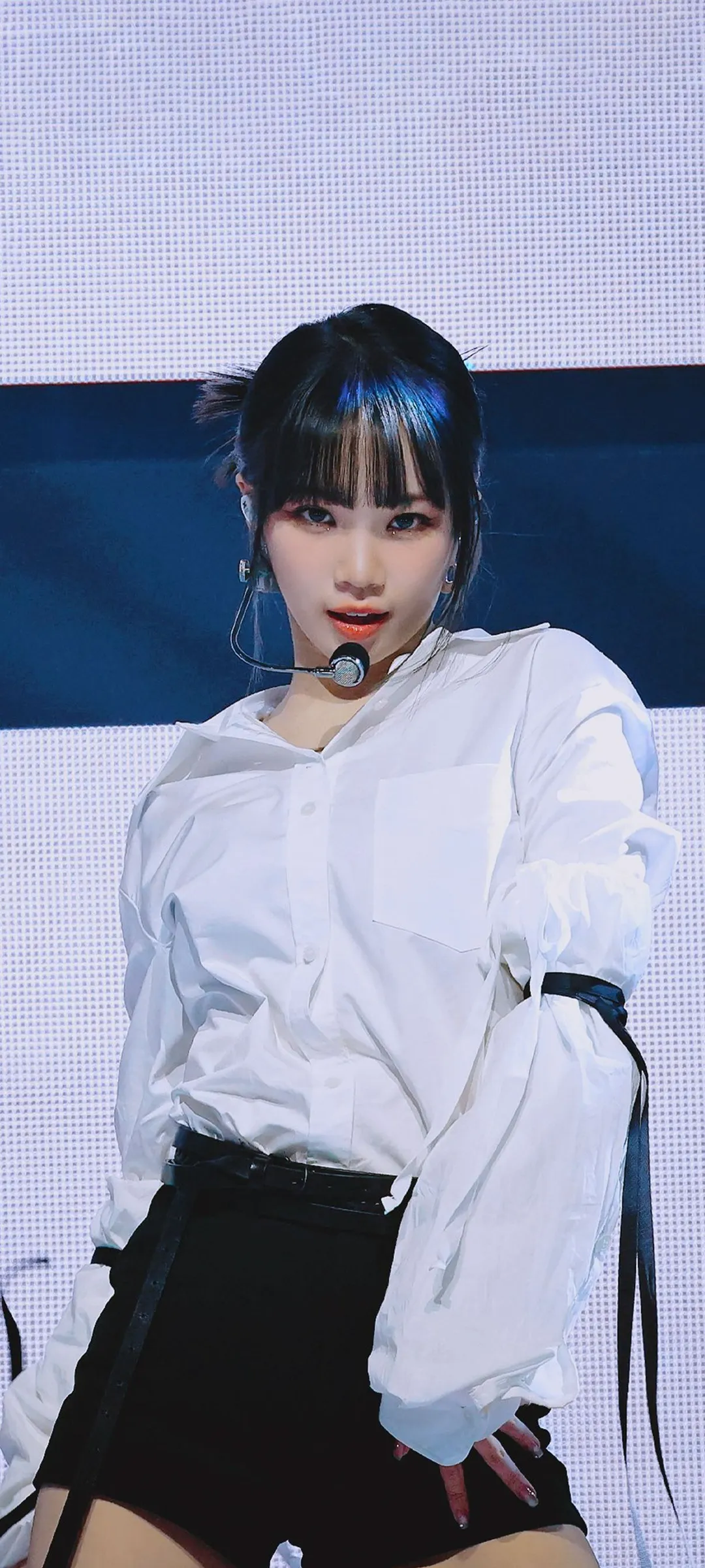 Wallpaper layar kunci hp Kim Chae-won 4K HD download — IZ*ONE, LE SSERAFIM
