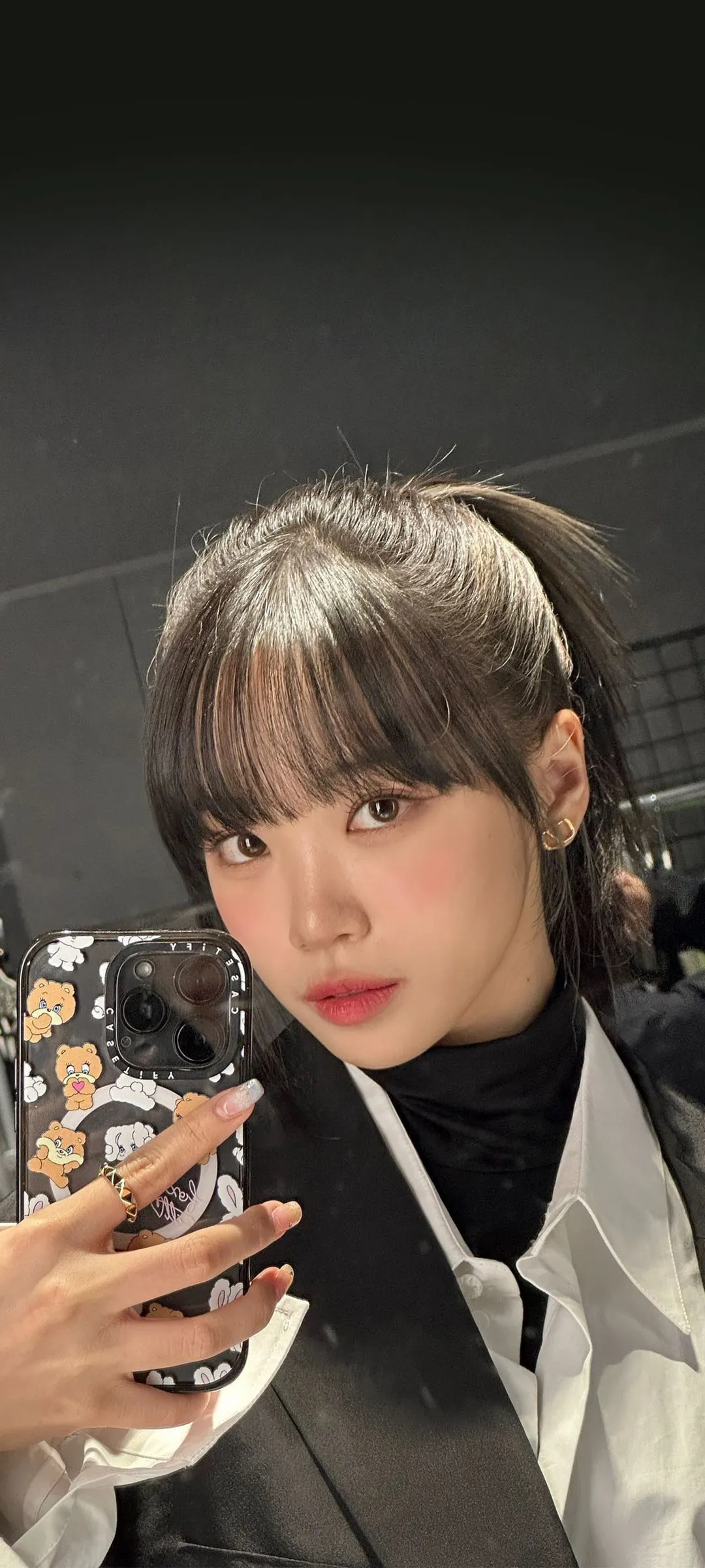 Kim Chae-won lock screen phone wallpaper 4K HD download — IZ*ONE, LE SSERAFIM