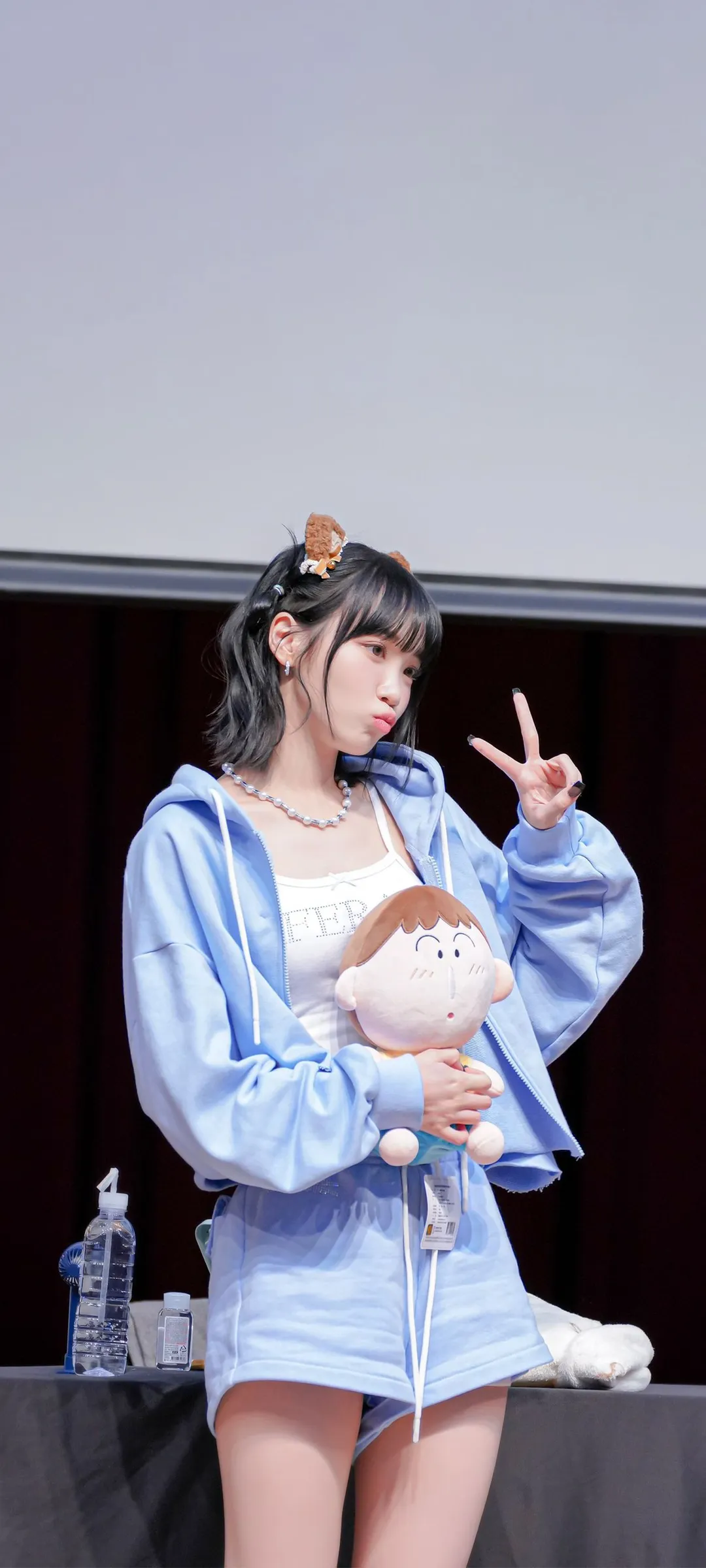 Wallpaper layar kunci hp Kim Chae-won 4K HD download — IZ*ONE, LE SSERAFIM