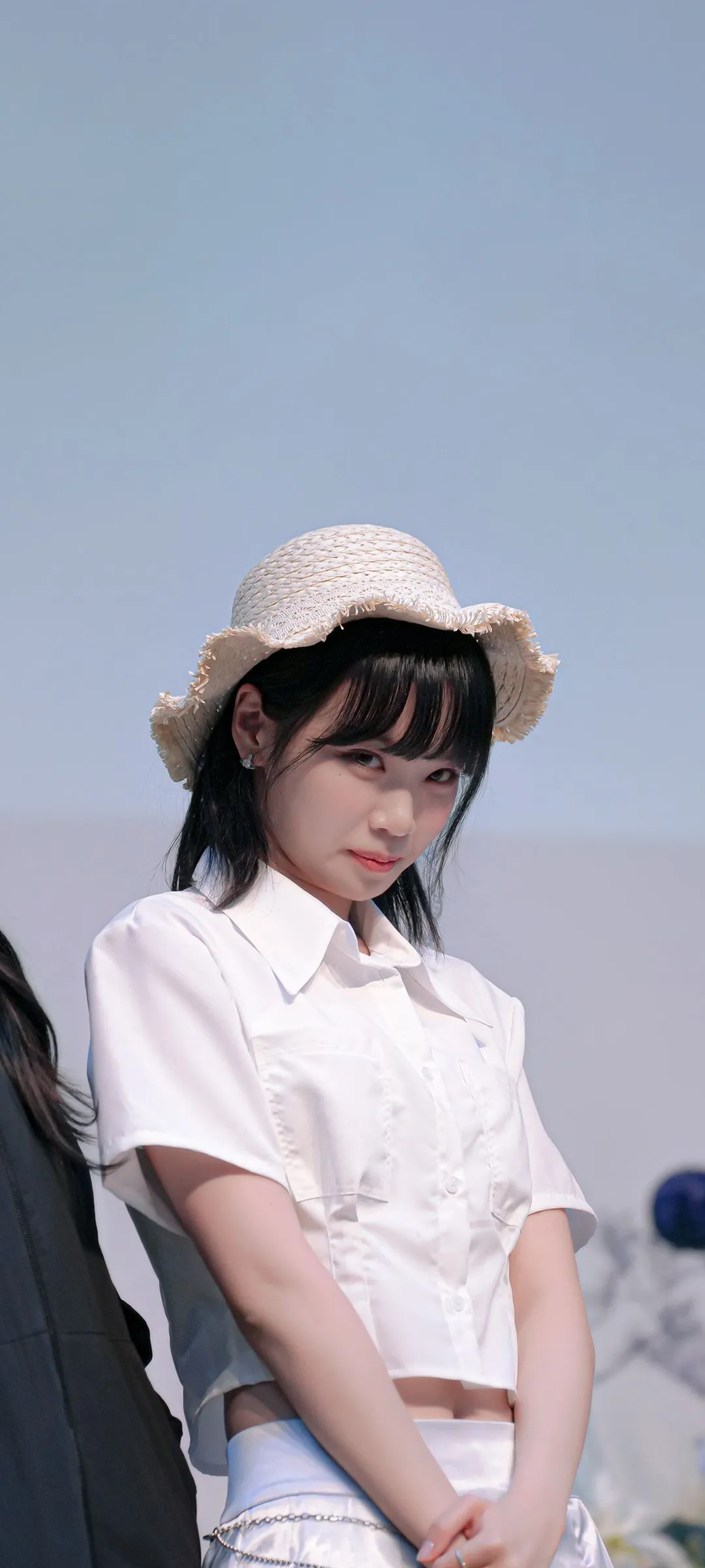 Wallpaper layar kunci hp Kim Chae-won 4K HD download — IZ*ONE, LE SSERAFIM