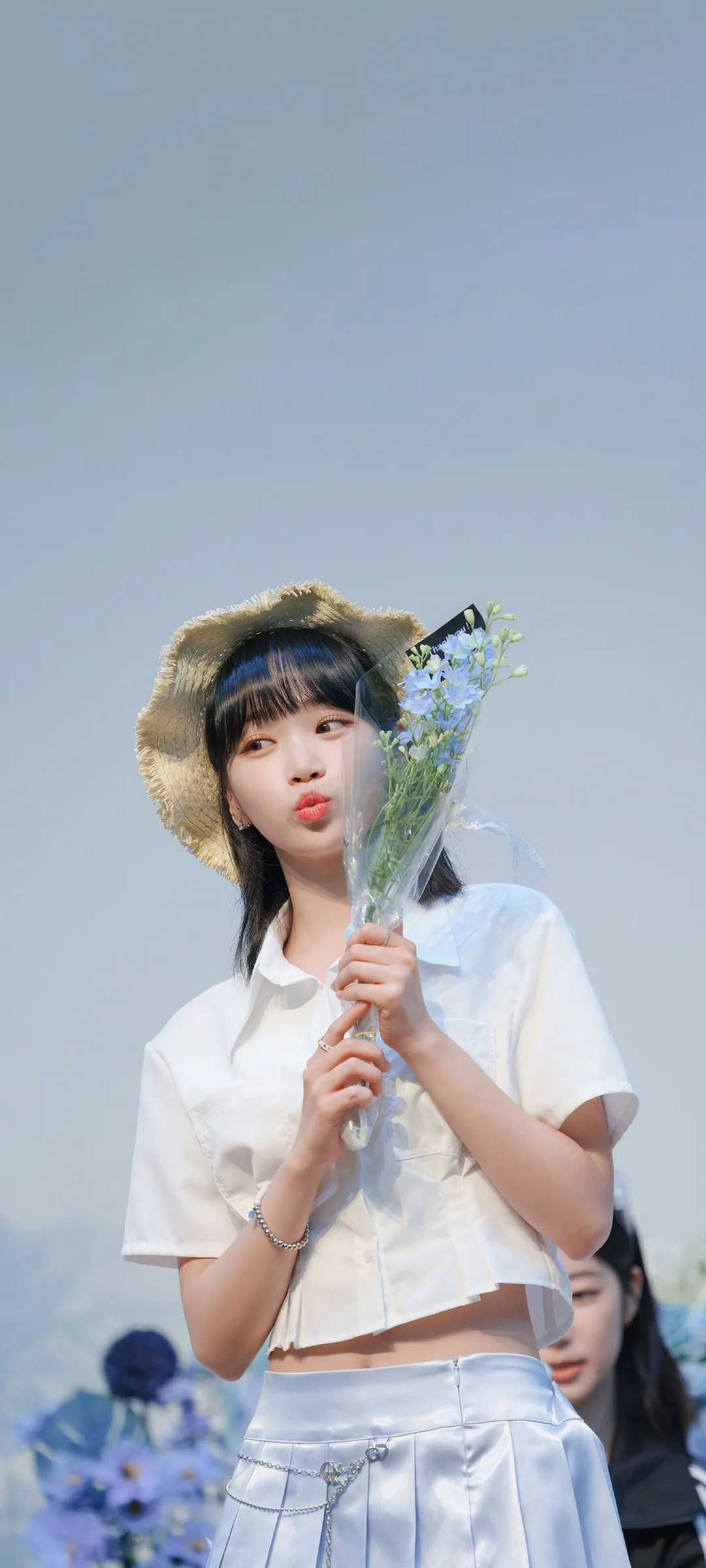 Wallpaper layar kunci hp Kim Chae-won 4K HD download — IZ*ONE, LE SSERAFIM