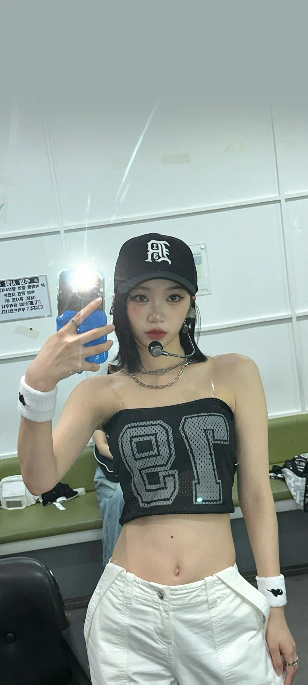 Wallpaper layar kunci hp Kim Chae-won 4K HD download — IZ*ONE, LE SSERAFIM