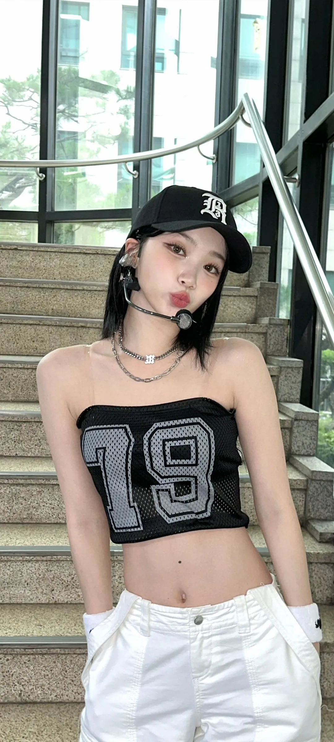 Wallpaper layar kunci hp Kim Chae-won 4K HD download — IZ*ONE, LE SSERAFIM