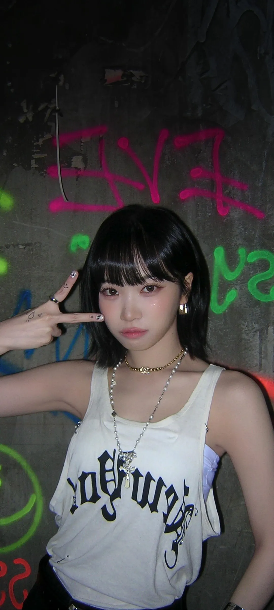 Wallpaper layar kunci hp Kim Chae-won 4K HD download — IZ*ONE, LE SSERAFIM