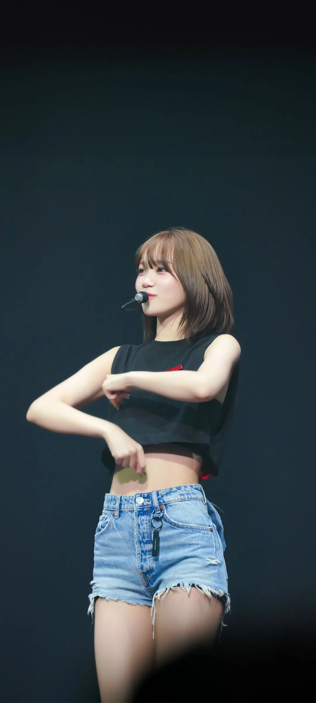 Wallpaper layar kunci hp Kim Chae-won 4K HD download — IZ*ONE, LE SSERAFIM
