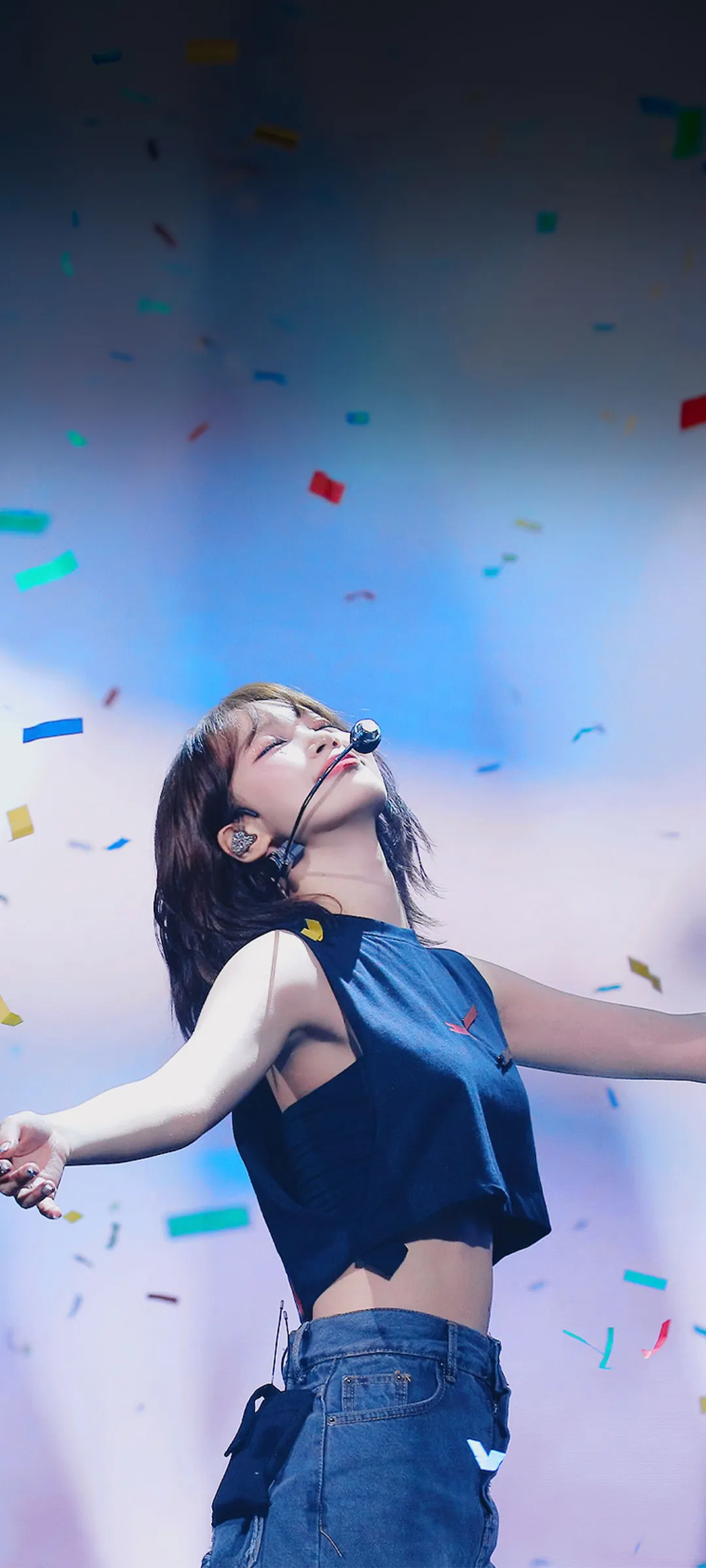 Wallpaper layar kunci hp Kim Chae-won 4K HD download — IZ*ONE, LE SSERAFIM