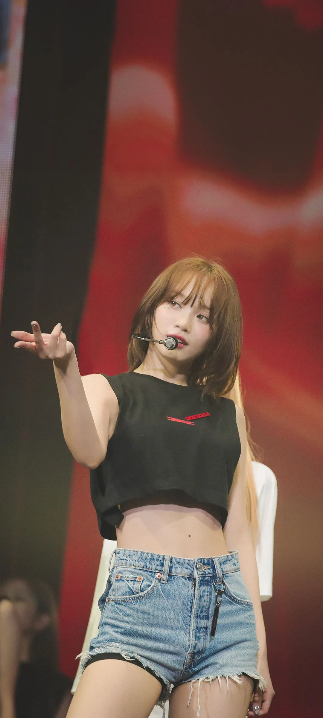 Wallpaper layar kunci hp Kim Chae-won 4K HD download — IZ*ONE, LE SSERAFIM