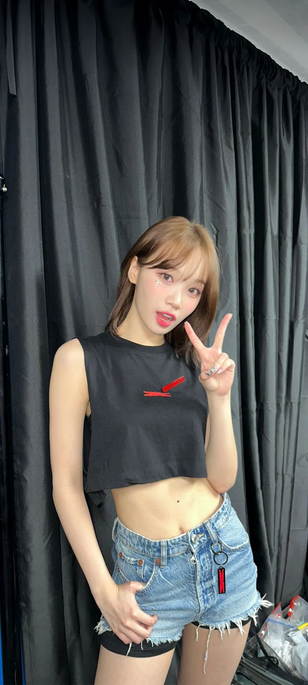 Wallpaper layar kunci hp Kim Chae-won 4K HD download — IZ*ONE, LE SSERAFIM
