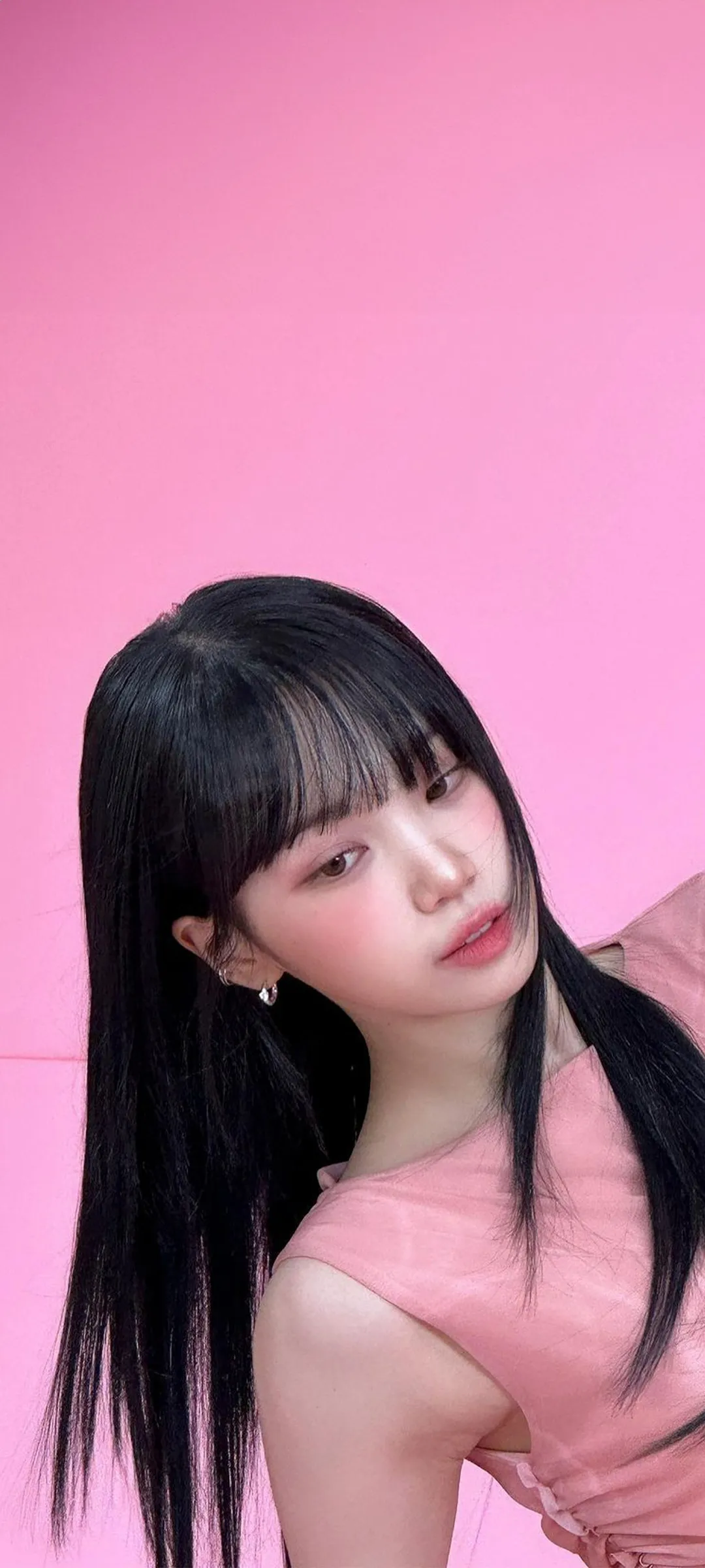 Wallpaper layar kunci hp Kim Chae-won 4K HD download — IZ*ONE, LE SSERAFIM
