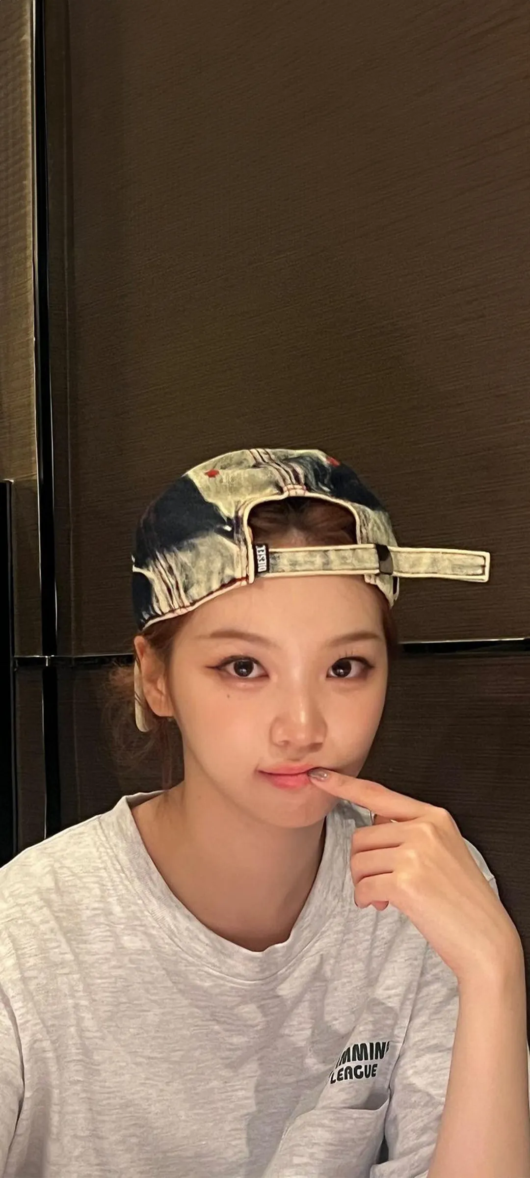 Wallpaper layar kunci hp Kim Chae-won 4K HD download — IZ*ONE, LE SSERAFIM