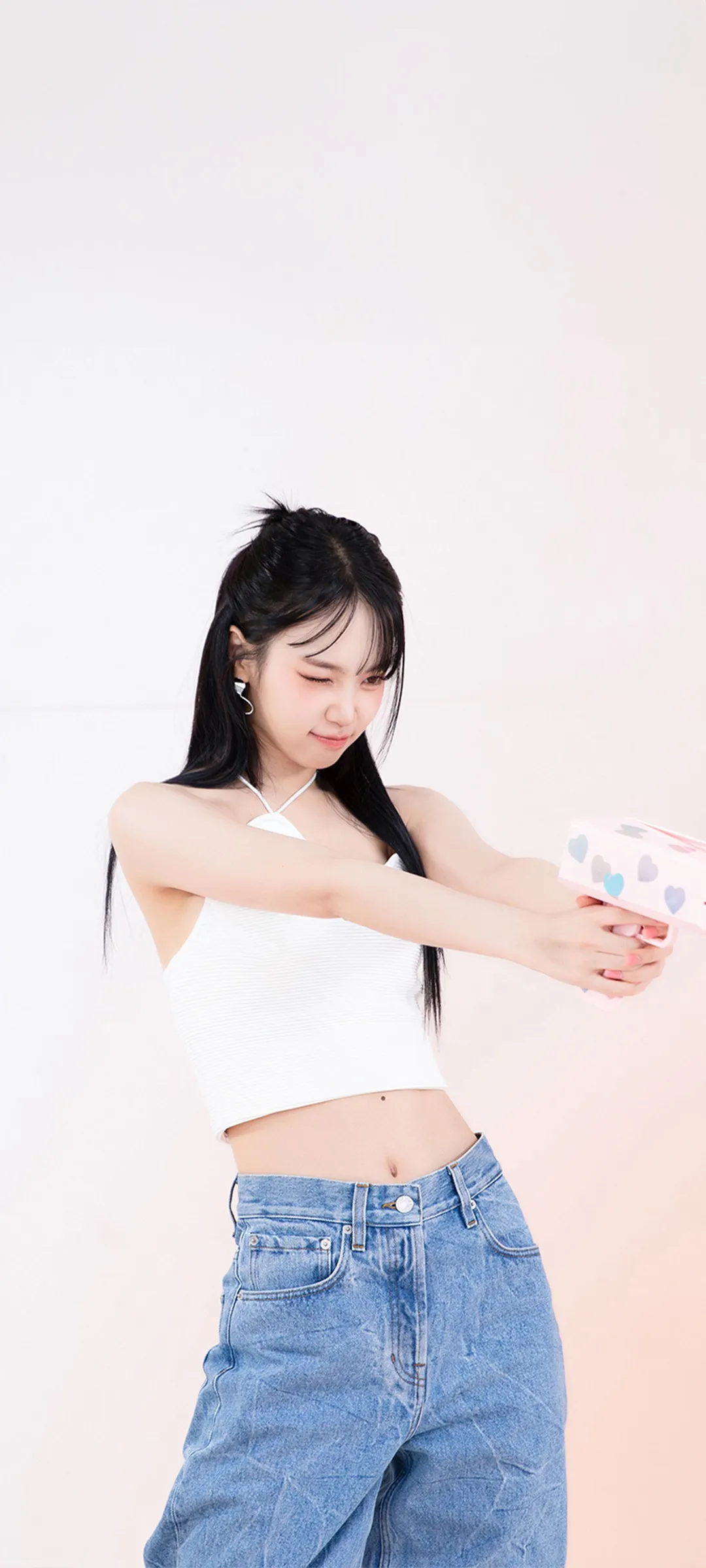 Wallpaper layar kunci hp Kim Chae-won 4K HD download — IZ*ONE, LE SSERAFIM