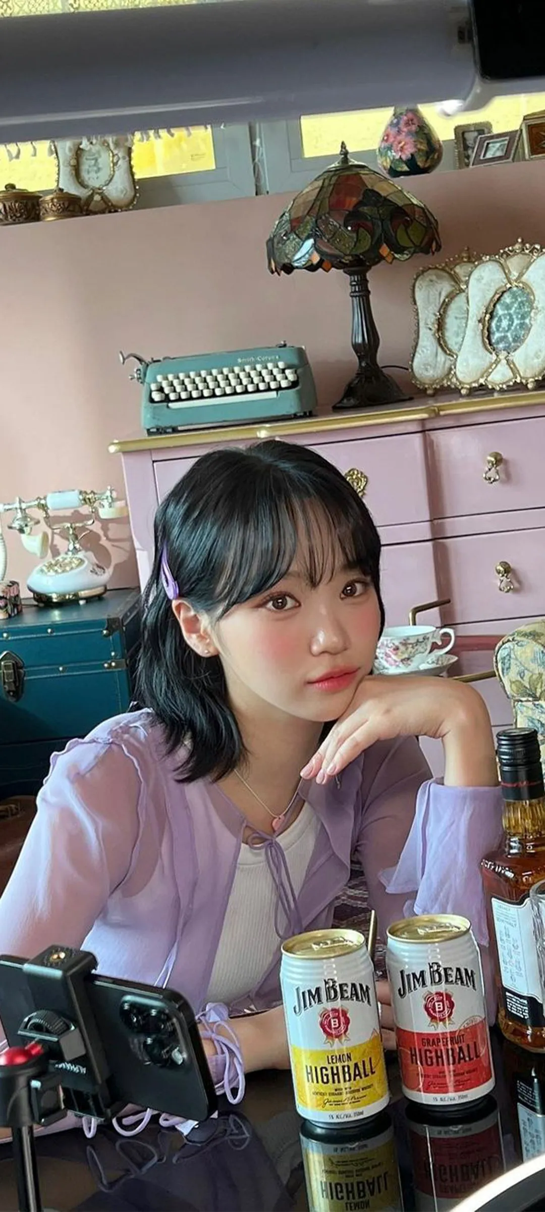 Wallpaper layar kunci hp Kim Chae-won 4K HD download — IZ*ONE, LE SSERAFIM