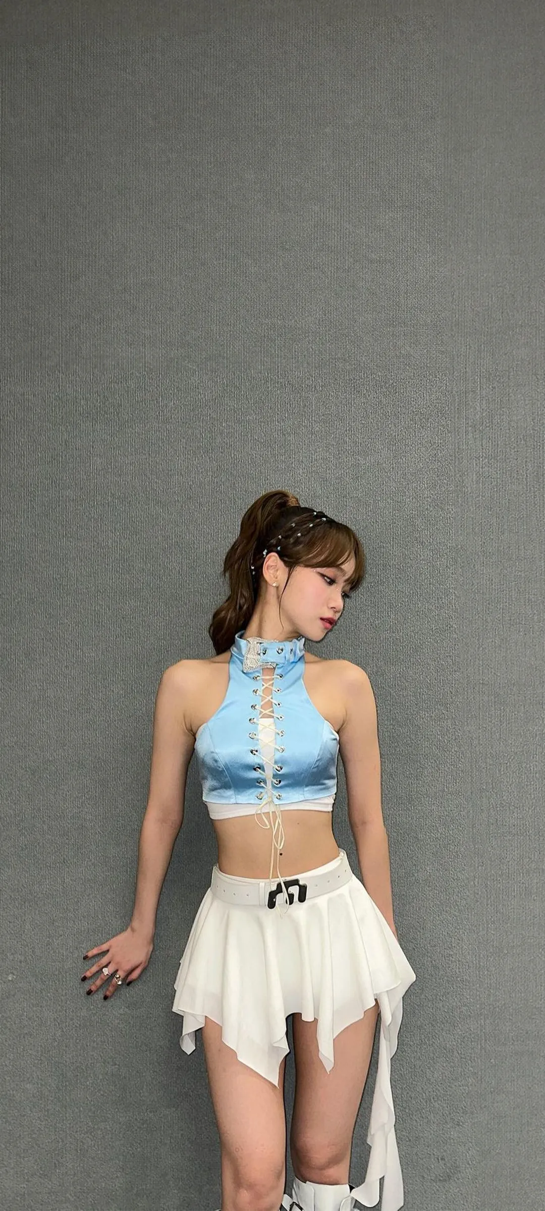 Wallpaper layar kunci hp Kim Chae-won 4K HD download — IZ*ONE, LE SSERAFIM