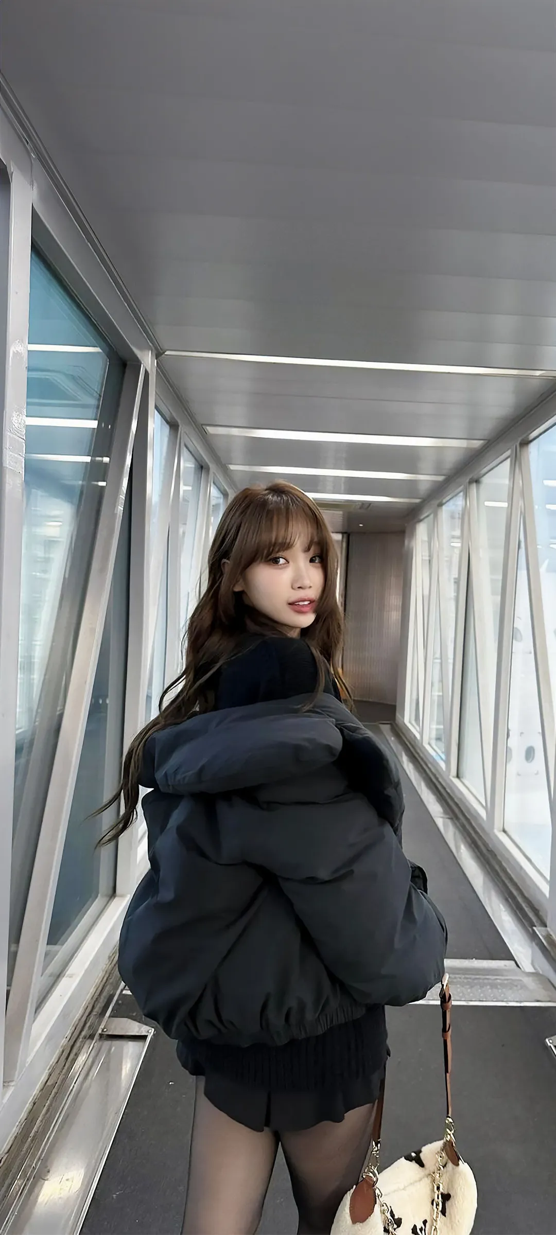 김채원 잠금화면 폰 배경화면 4K HD 다운로드 — 아이즈원, 르세라핌