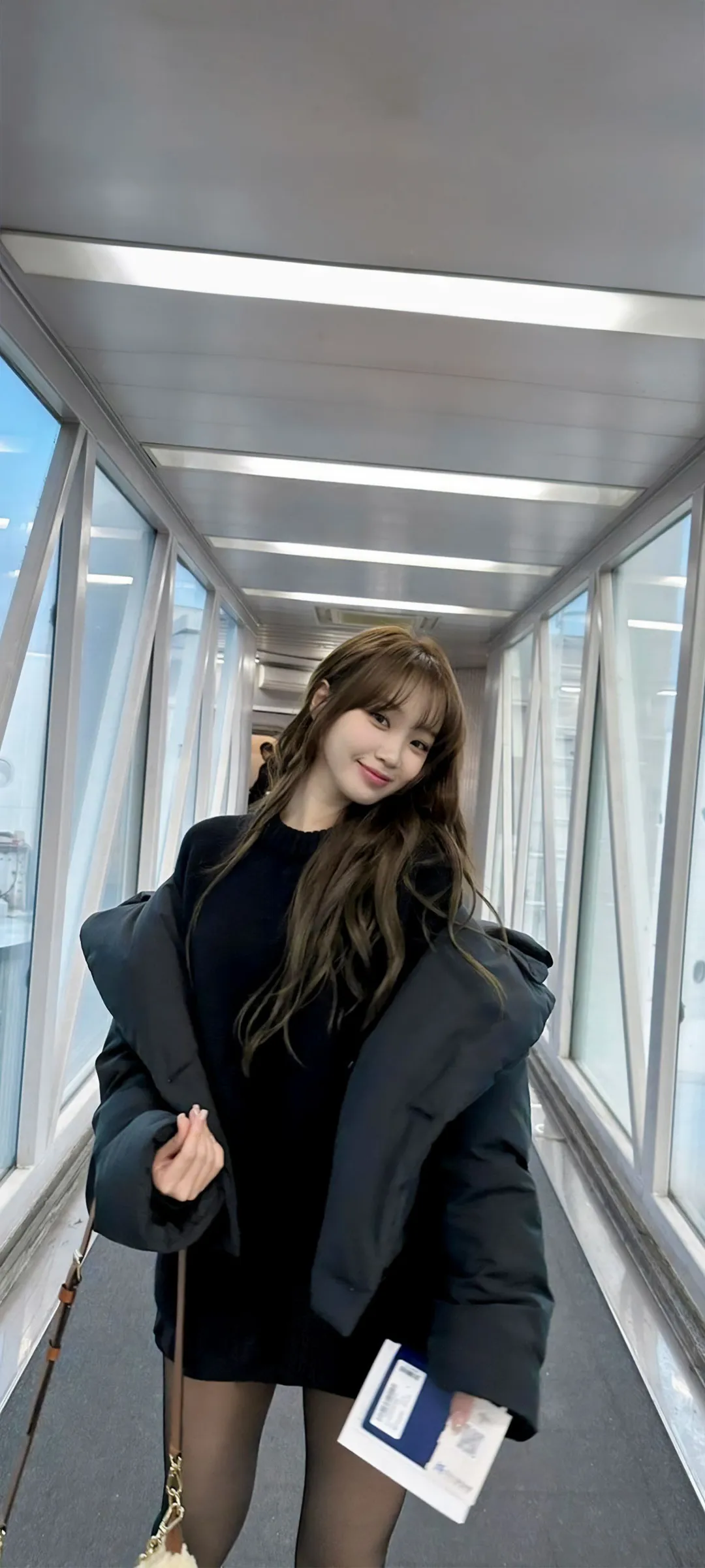 김채원 잠금화면 폰 배경화면 4K HD 다운로드 — 아이즈원, 르세라핌