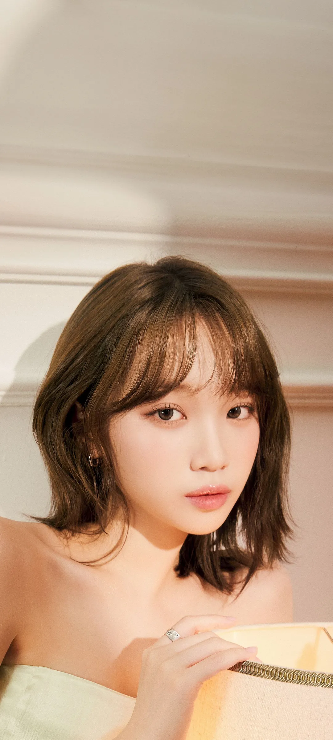 김채원 잠금화면 폰 배경화면 4K HD 다운로드 — 아이즈원, 르세라핌