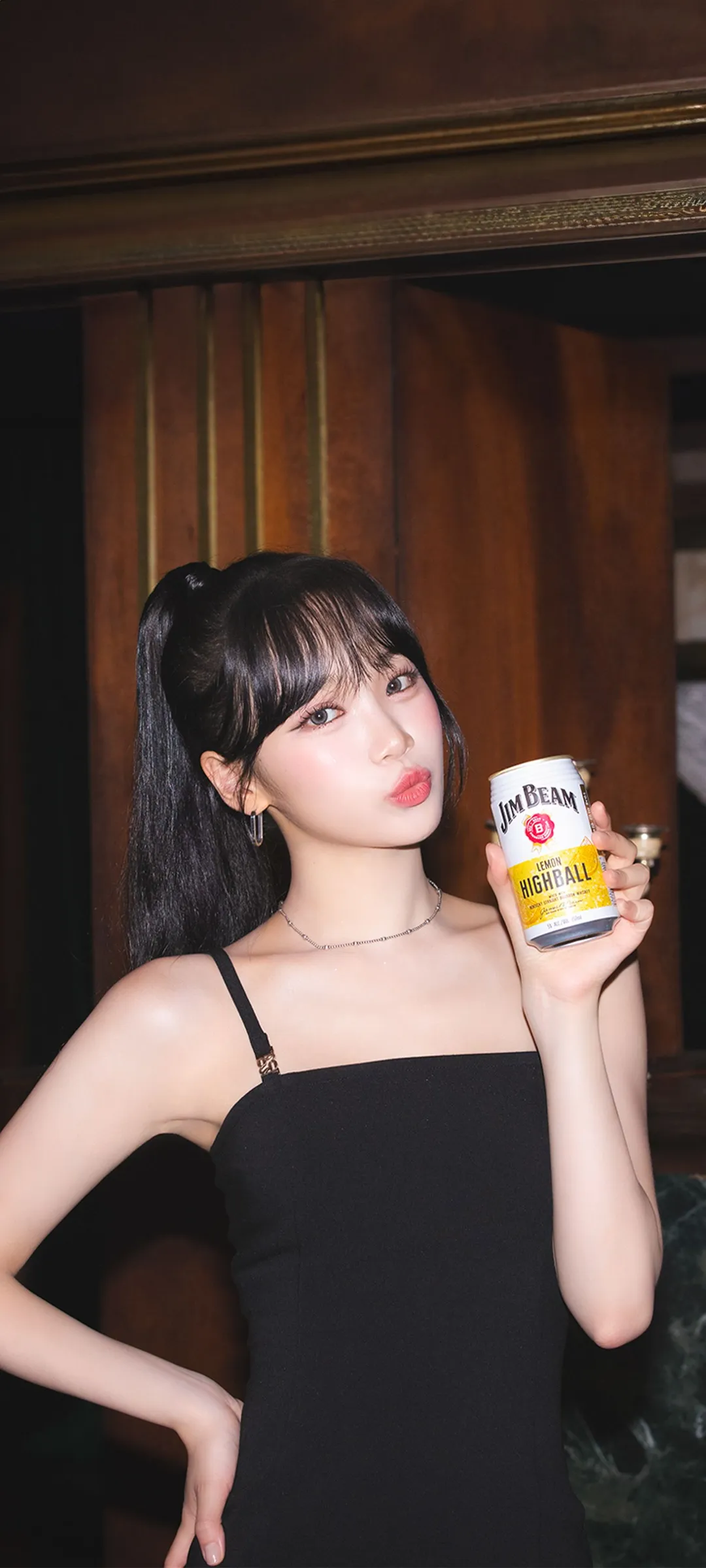 Wallpaper layar kunci hp Kim Chae-won 4K HD download — IZ*ONE, LE SSERAFIM