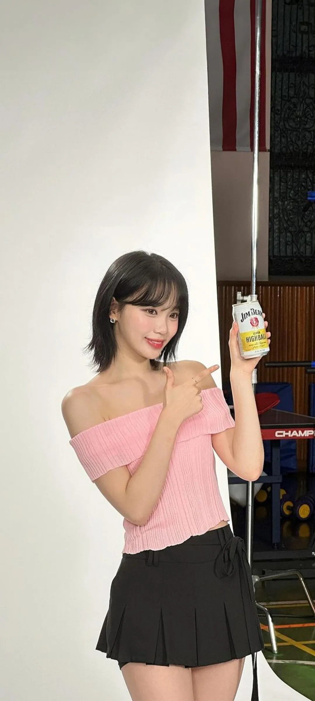 Wallpaper layar kunci hp Kim Chae-won 4K HD download — IZ*ONE, LE SSERAFIM