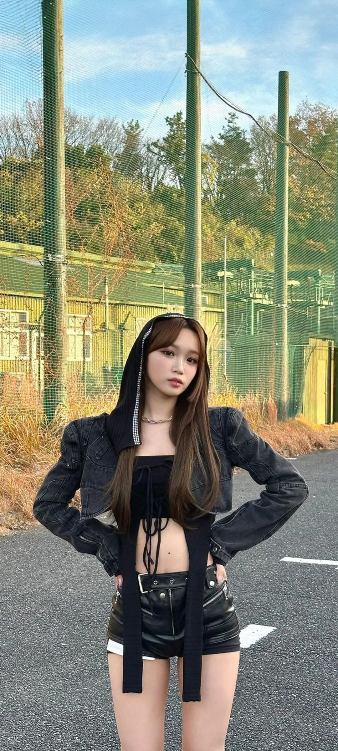 Wallpaper layar kunci hp Kim Chae-won 4K HD download — IZ*ONE, LE SSERAFIM