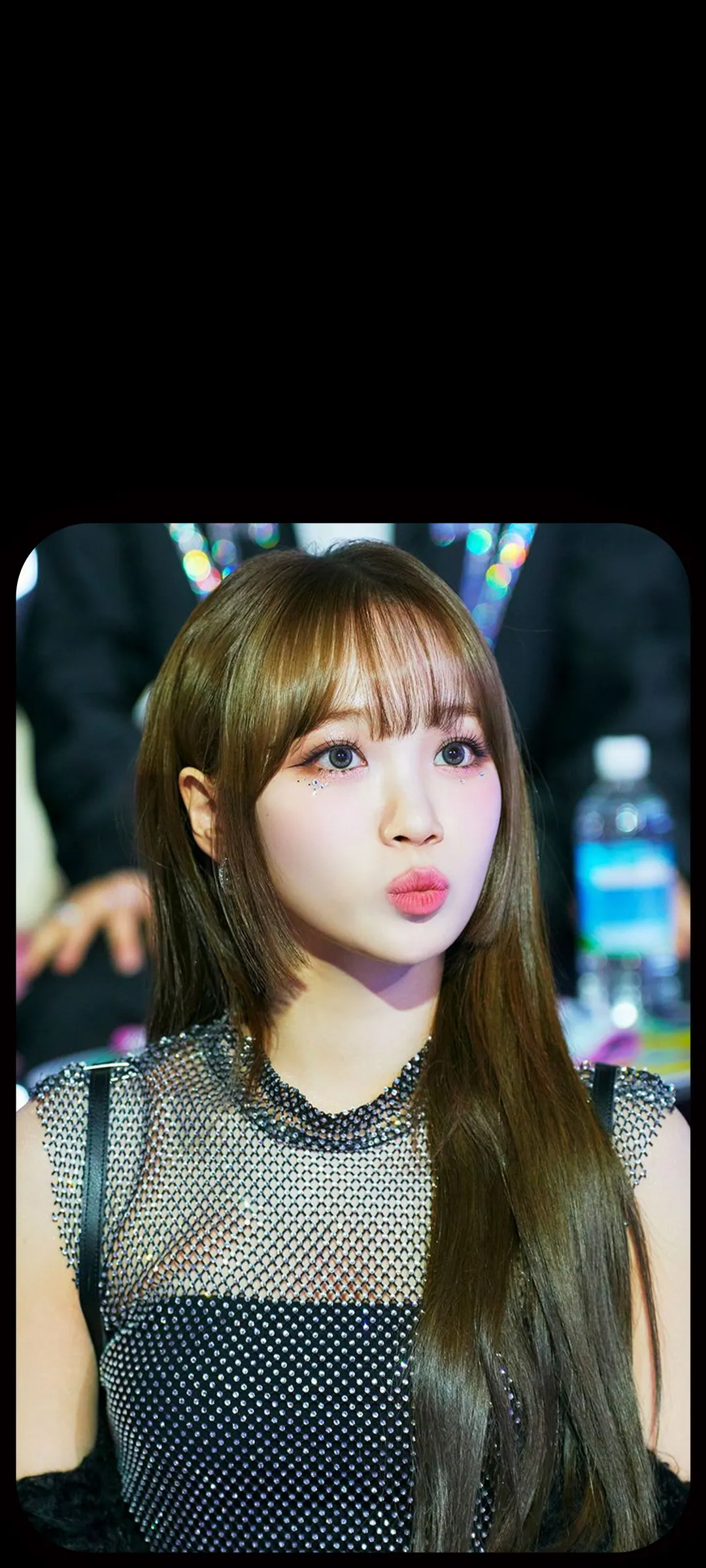 Kim Chae-won lock screen phone wallpaper 4K HD download — IZ*ONE, LE SSERAFIM