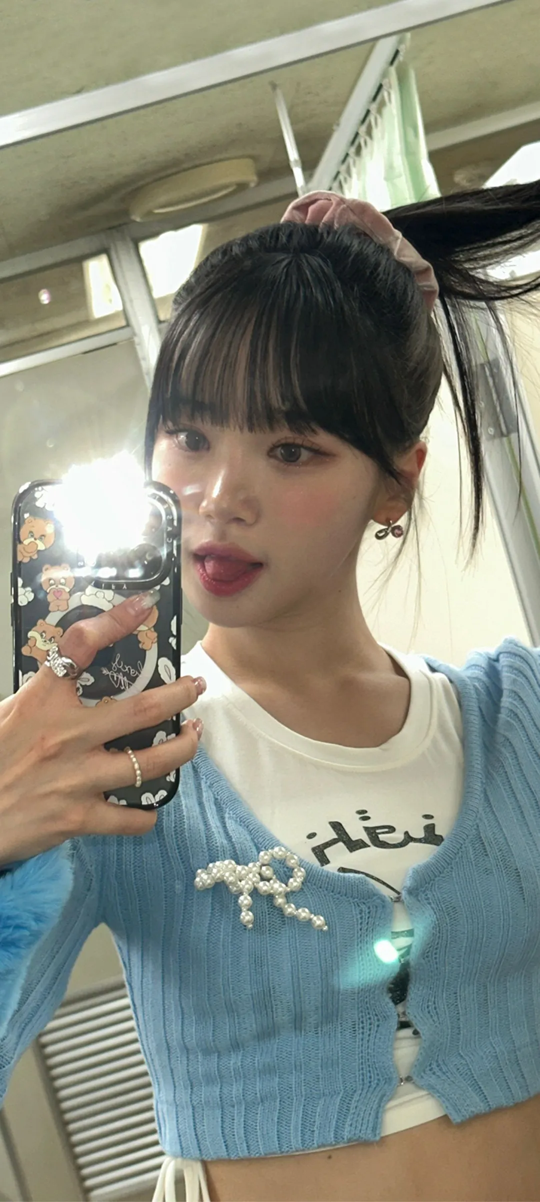 김채원 잠금화면 폰 배경화면 4K HD 다운로드 — 아이즈원, 르세라핌