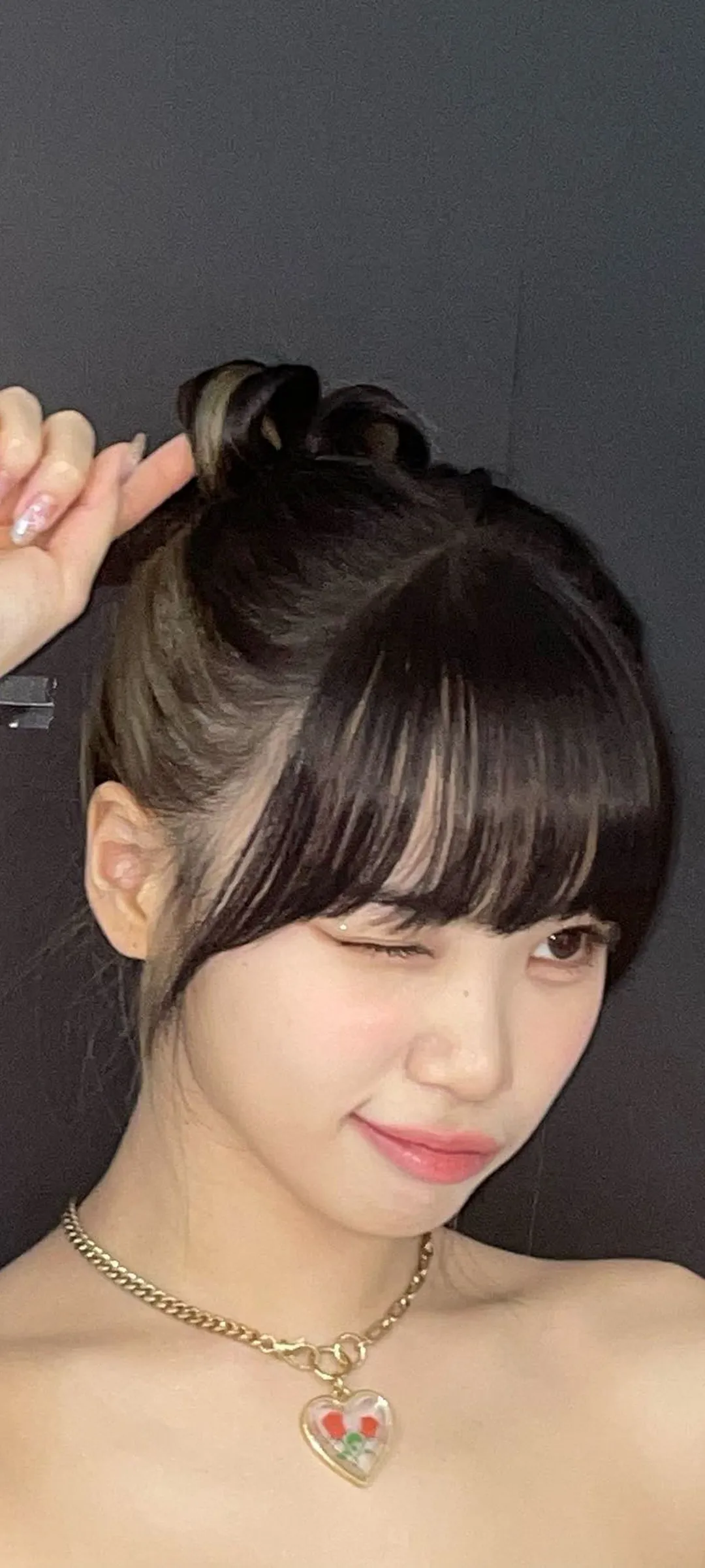 Wallpaper layar kunci hp Kim Chae-won 4K HD download — IZ*ONE, LE SSERAFIM