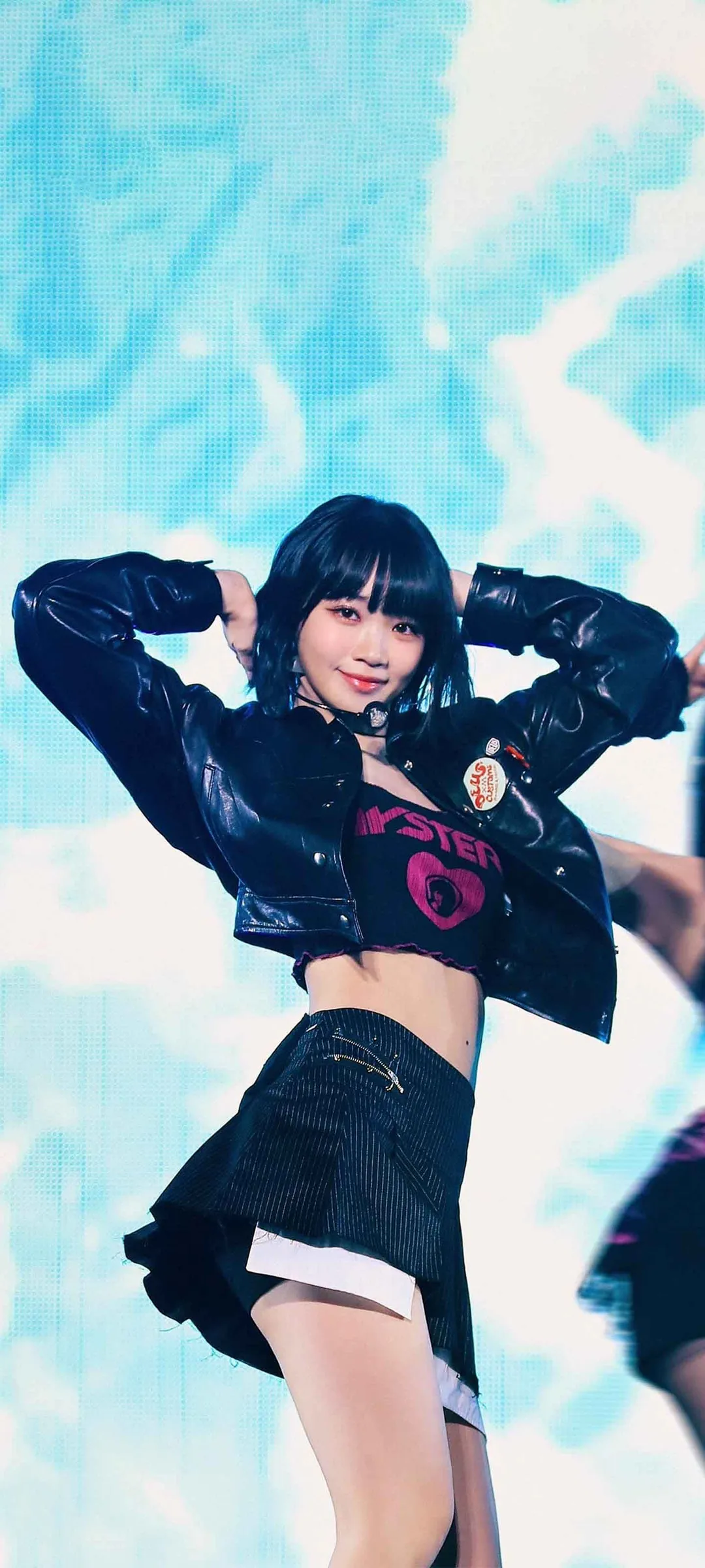 Wallpaper layar kunci hp Kim Chae-won 4K HD download — IZ*ONE, LE SSERAFIM