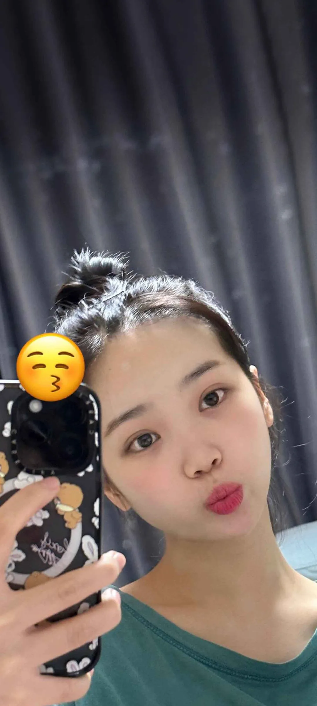 Wallpaper layar kunci hp Kim Chae-won 4K HD download — IZ*ONE, LE SSERAFIM