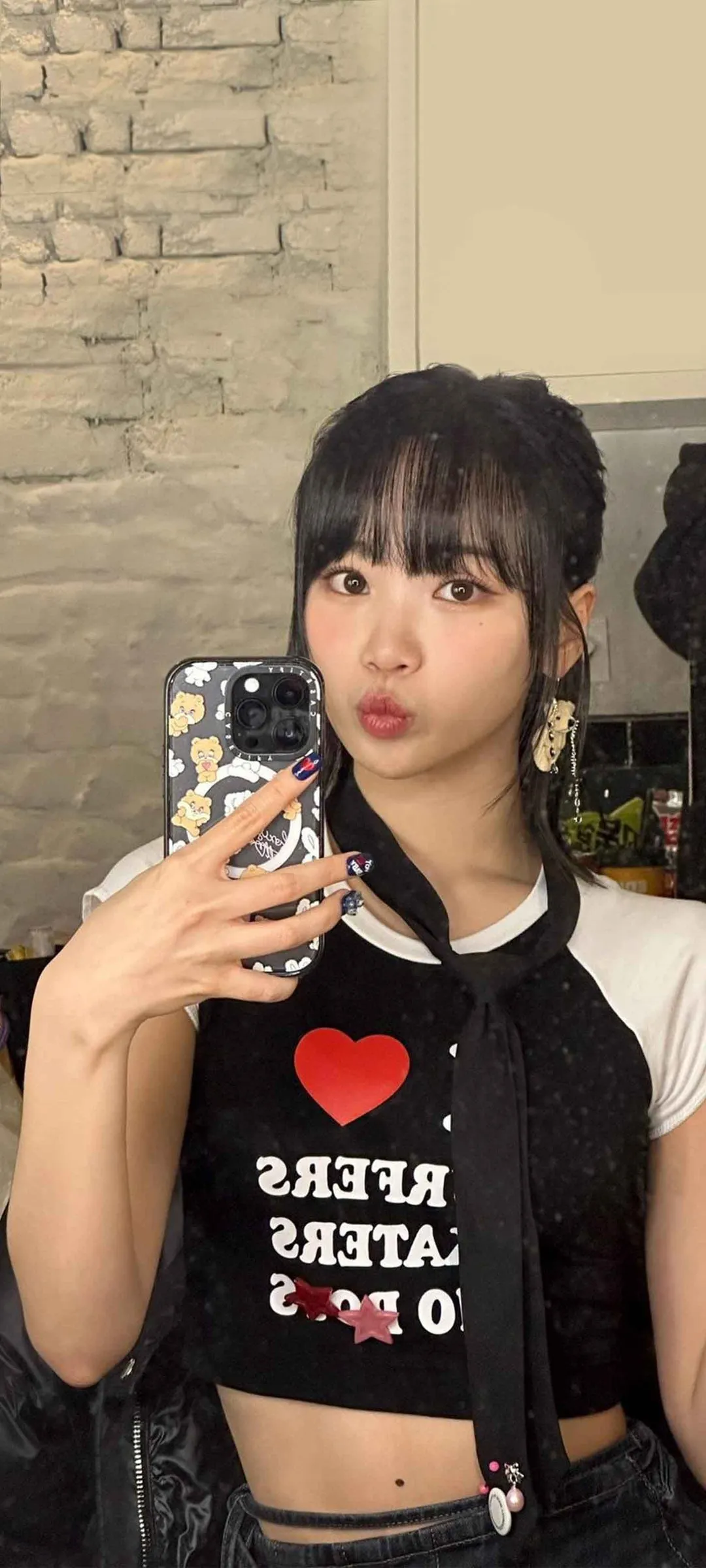 Wallpaper layar kunci hp Kim Chae-won 4K HD download — IZ*ONE, LE SSERAFIM