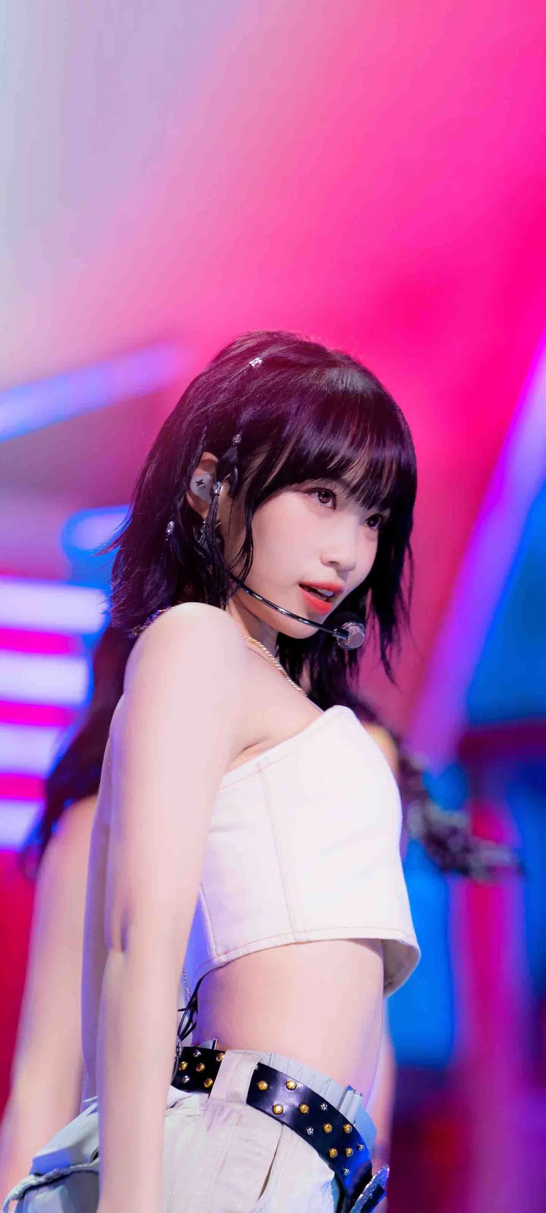 Wallpaper layar kunci hp Kim Chae-won 4K HD download — IZ*ONE, LE SSERAFIM