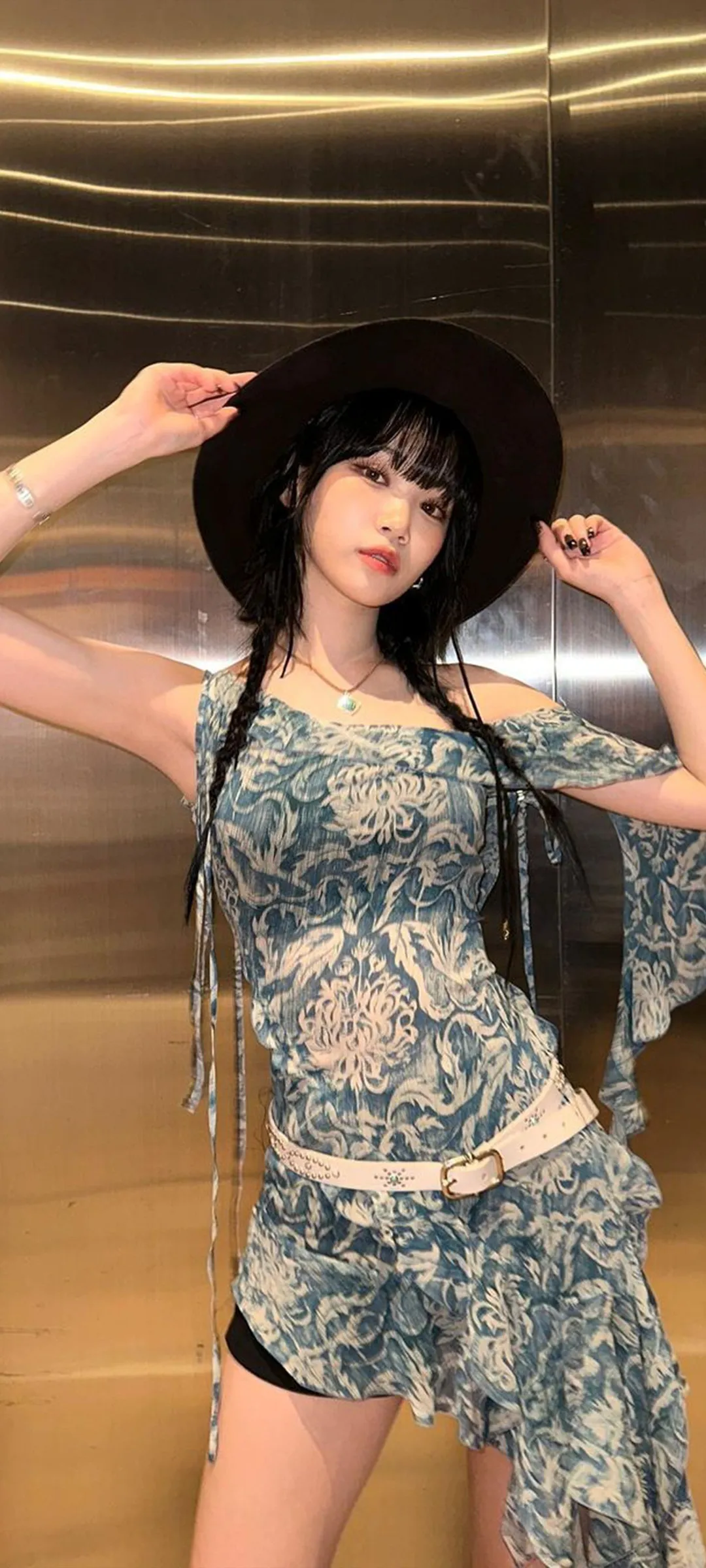 Wallpaper layar kunci hp Kim Chae-won 4K HD download — IZ*ONE, LE SSERAFIM