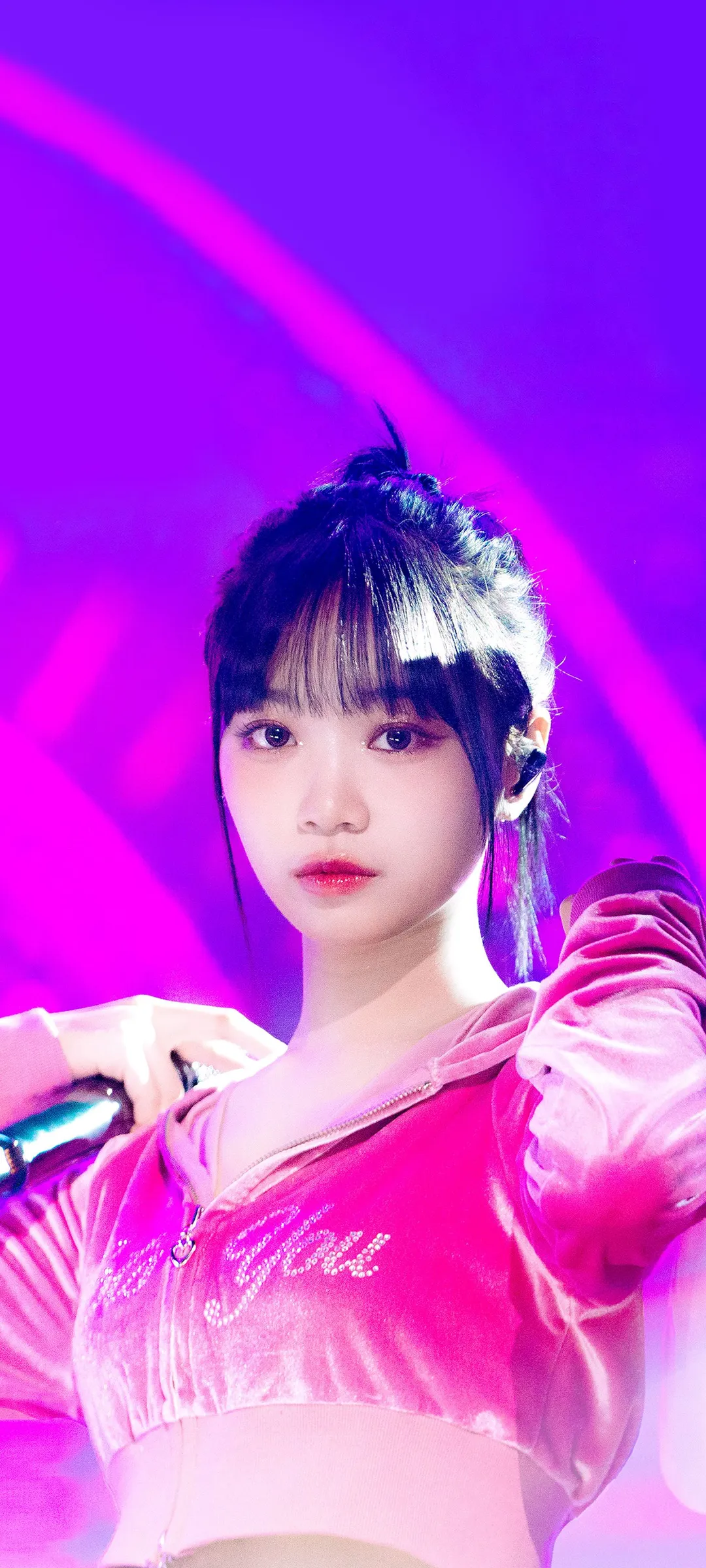 Wallpaper layar kunci hp Kim Chae-won 4K HD download — IZ*ONE, LE SSERAFIM