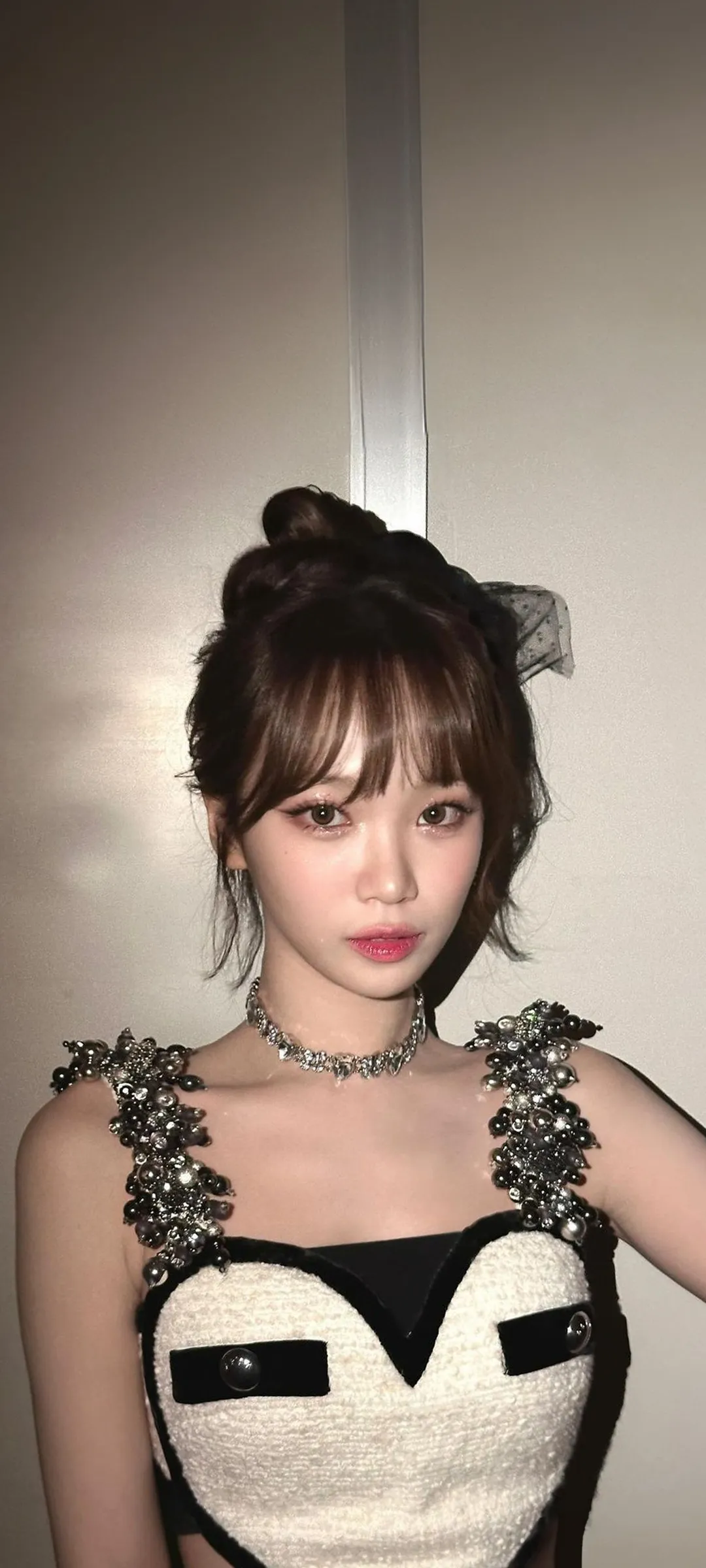 Wallpaper layar kunci hp Kim Chae-won 4K HD download — IZ*ONE, LE SSERAFIM