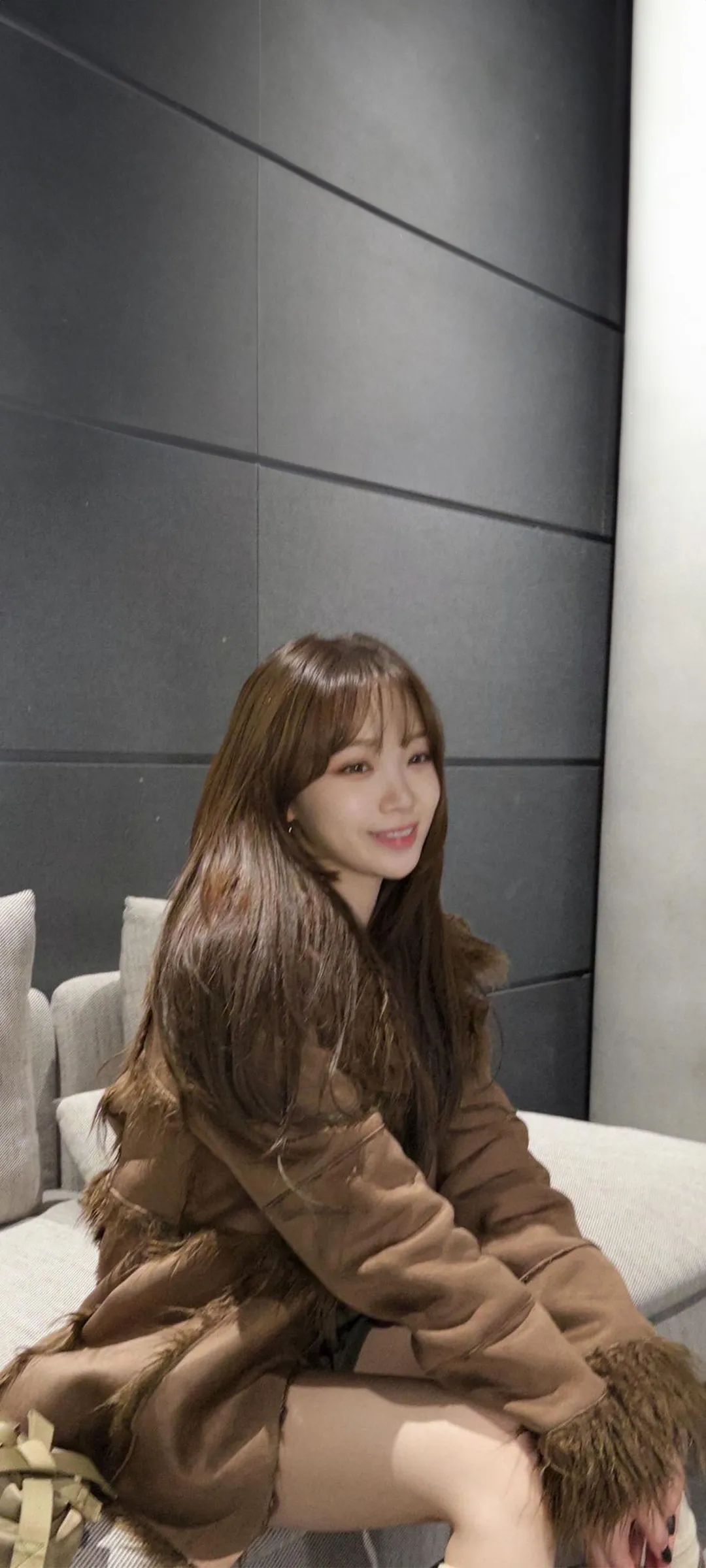 Wallpaper layar kunci hp Kim Chae-won 4K HD download — IZ*ONE, LE SSERAFIM