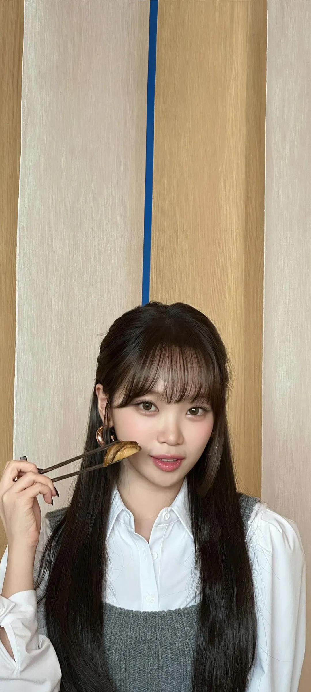 Wallpaper layar kunci hp Kim Chae-won 4K HD download — IZ*ONE, LE SSERAFIM