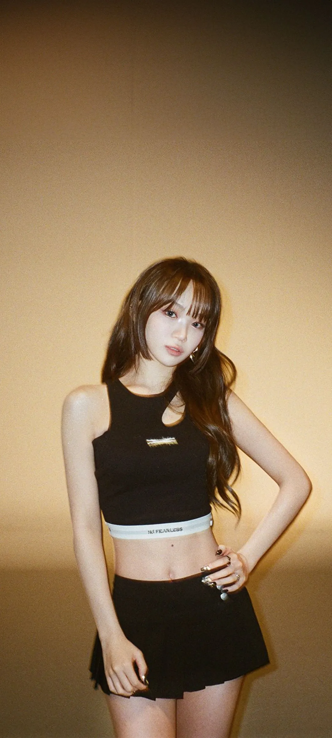 Kim Chae-won lock screen phone wallpaper 4K HD download — IZ*ONE, LE SSERAFIM