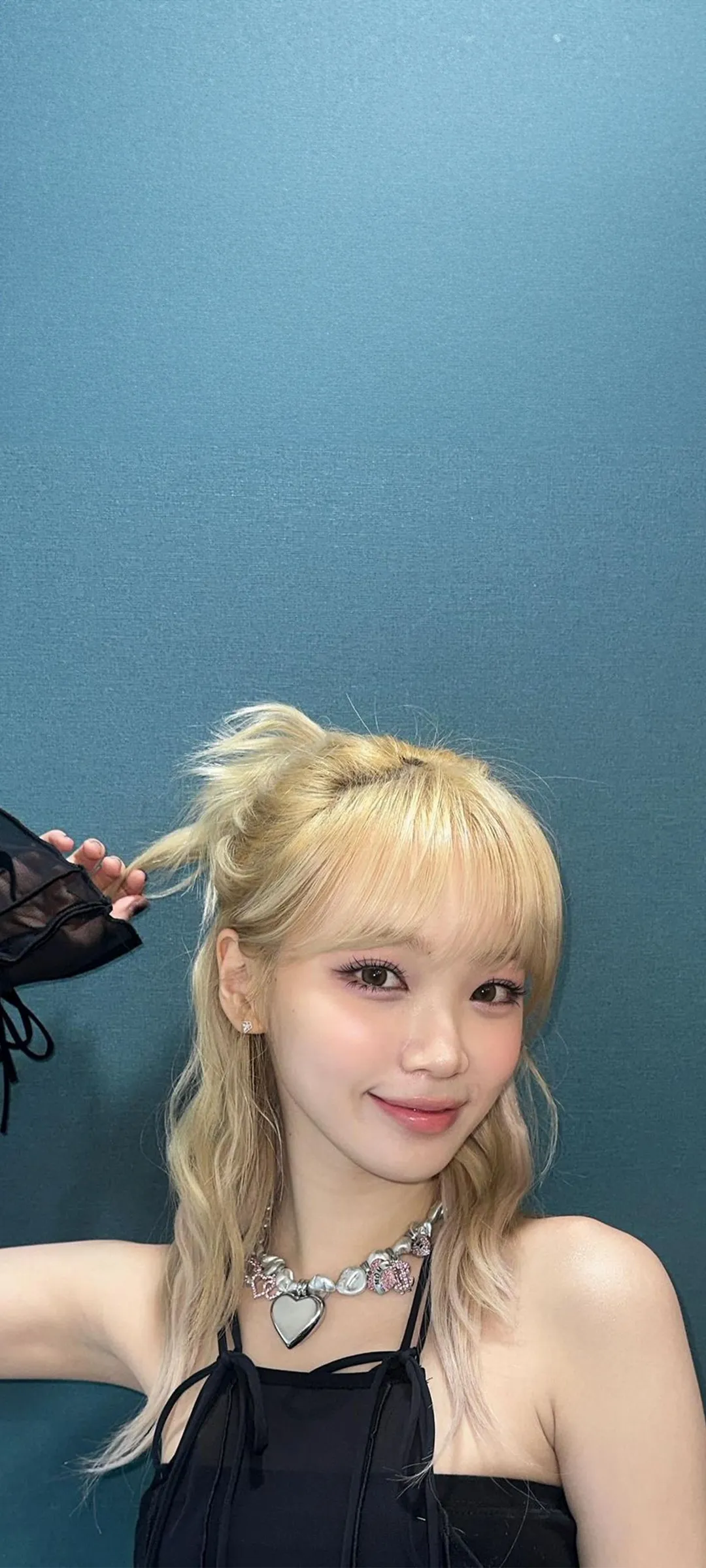 Wallpaper layar kunci hp Kim Chae-won 4K HD download — IZ*ONE, LE SSERAFIM