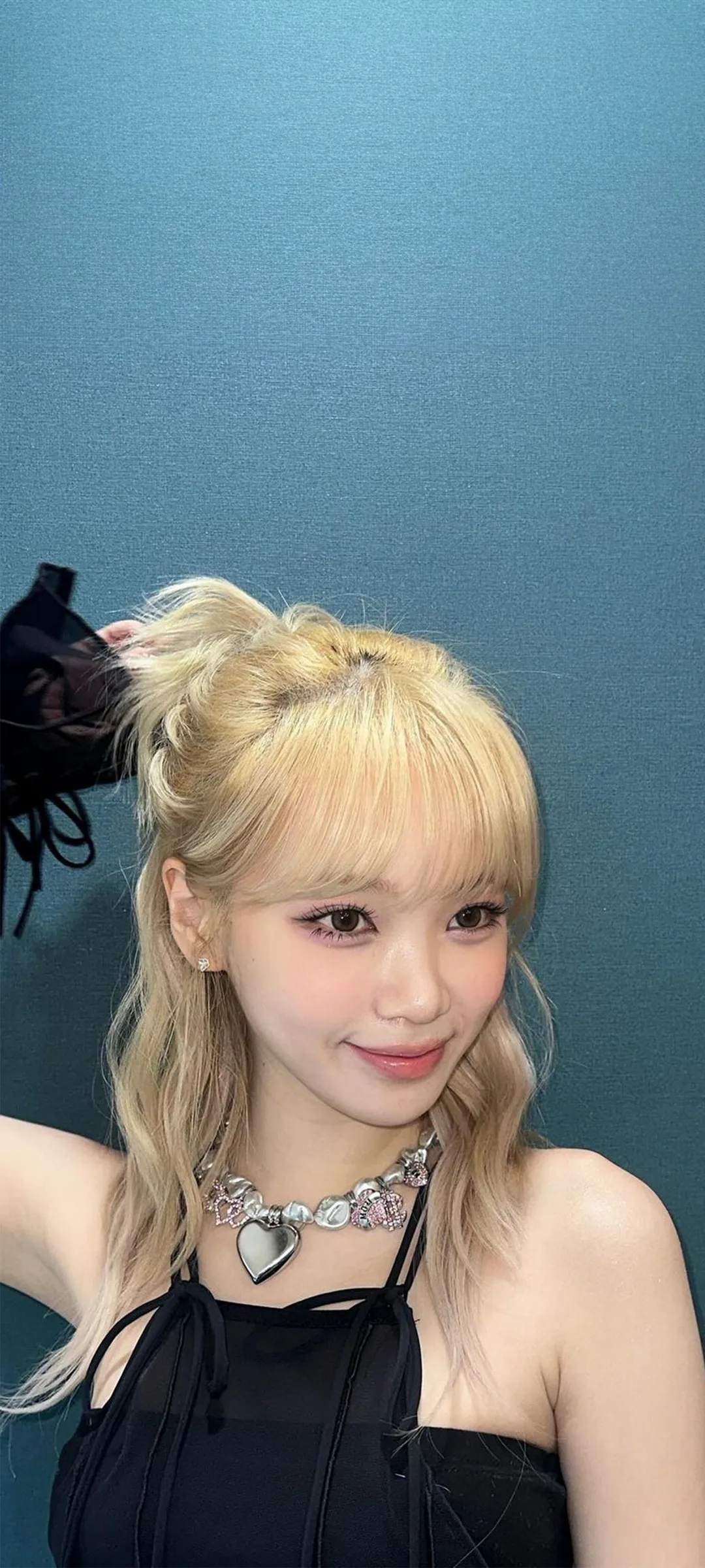 Wallpaper layar kunci hp Kim Chae-won 4K HD download — IZ*ONE, LE SSERAFIM