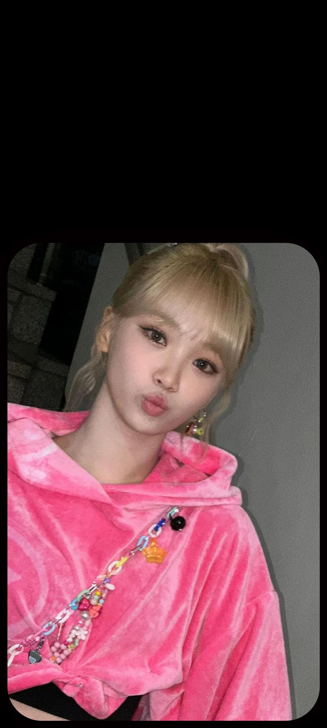 Wallpaper layar kunci hp Kim Chae-won 4K HD download — IZ*ONE, LE SSERAFIM